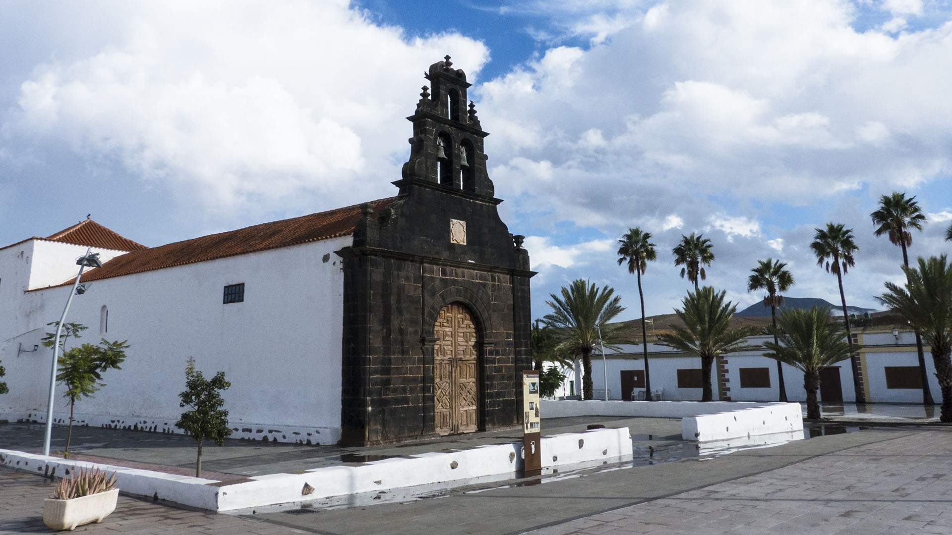 Fuerteventura Inselrundfahrt Norden – Casillas del Angel Fuerteventura Iglesia de Santa Ana.