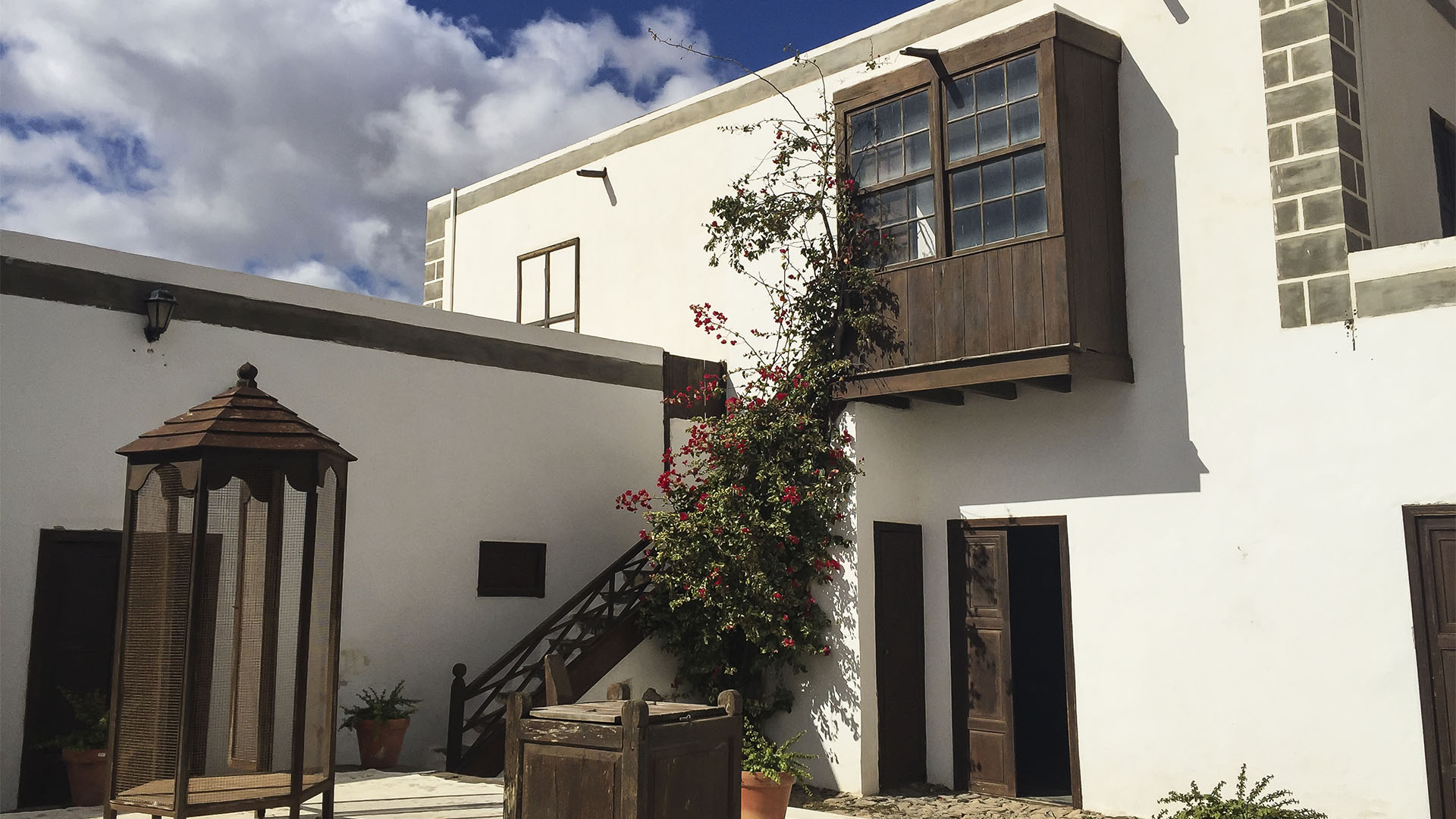 Fuerteventura Inselrundfahrt Norden – Ampuyenta die Häuser Dr. Menas.