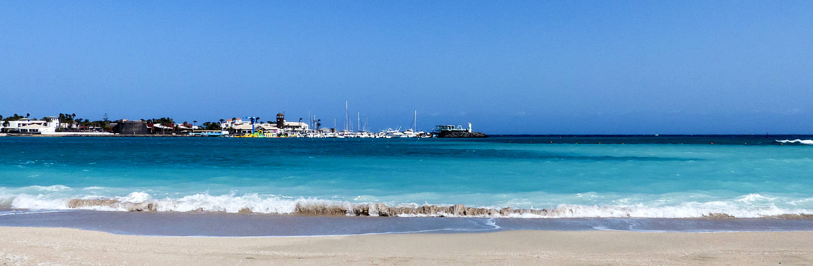 Playa del Castillo Caleta de Fuste Fuerteventura.