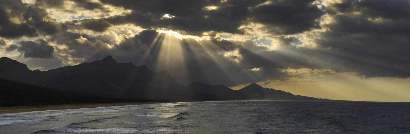 Sunset an der Islote de Cofete Jandía Fuerteventura.