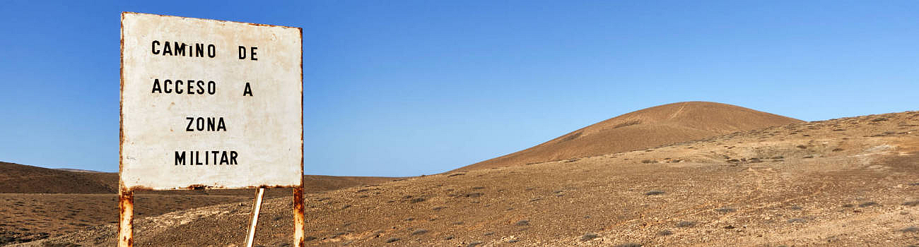 Die Strände Fuerteventuras: Playas Negras - Sperrgebiet.