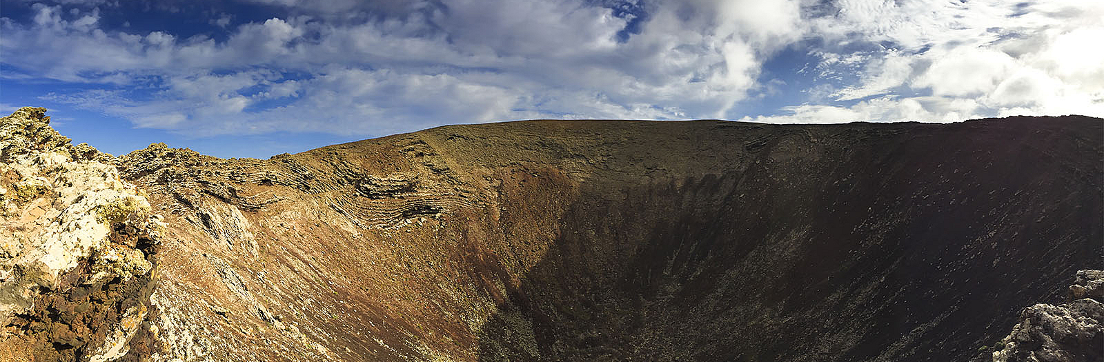 Calderón Hondo (273 m / 160 m) Lajares Fuerteventura.