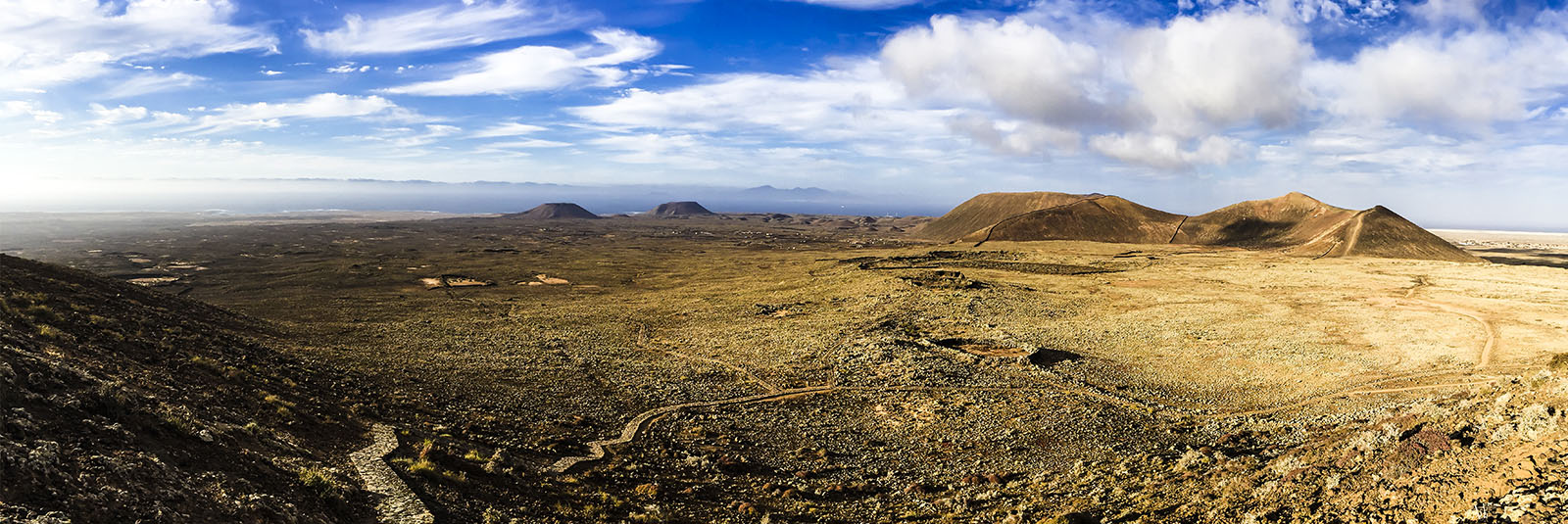 Blick vom Vulkan Calderón Hondo Richtung Isla de Lobos.