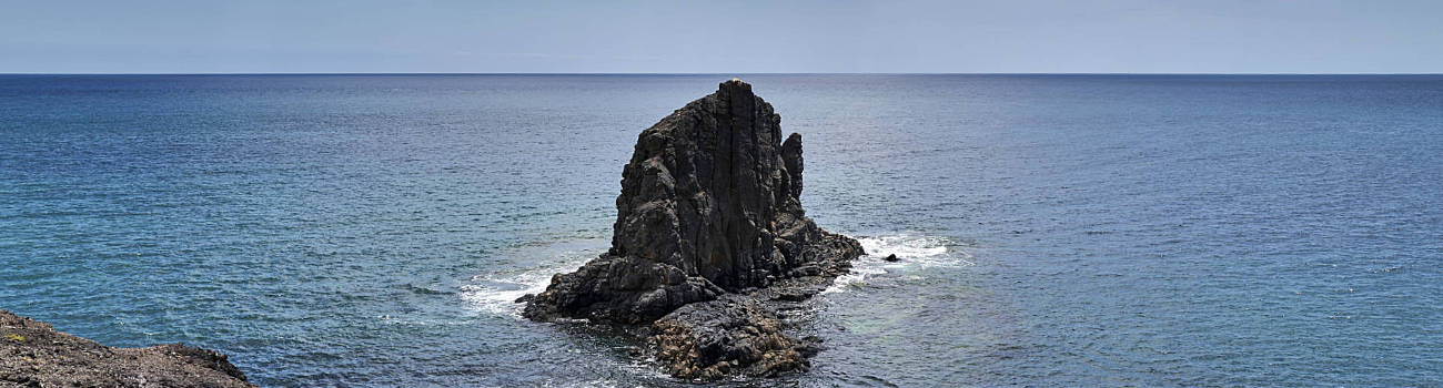 Playa del Roque Punta de la Entallada Fuerteventura.