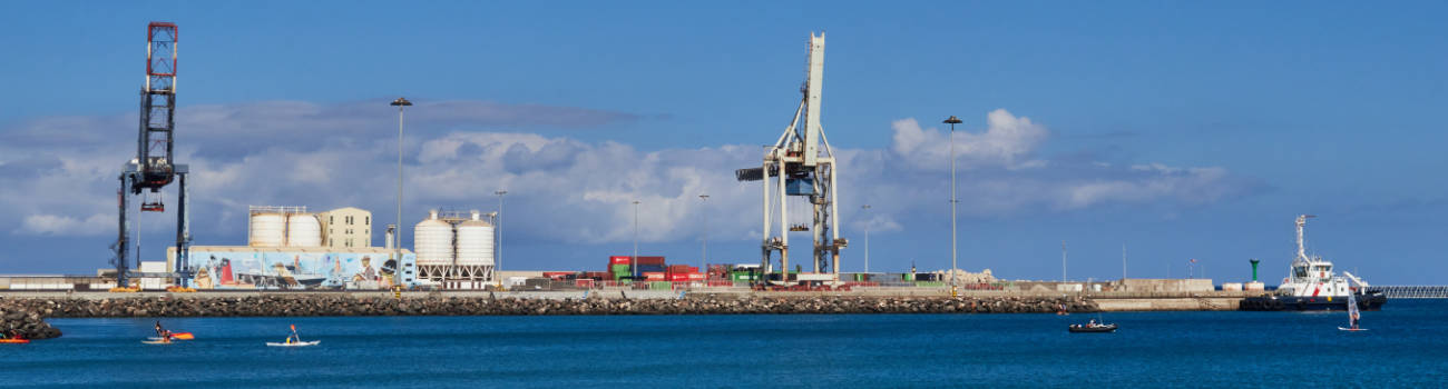 Städte und Ortschaften Fuerteventuras: Puerto de Cabras o Puerto del Rosario.