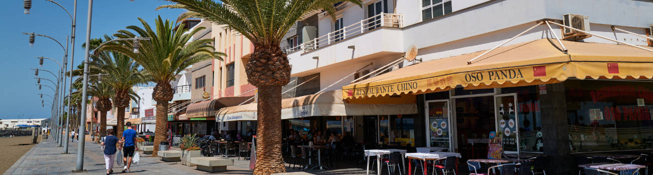 Die Stadt Gran Tarajal auf Fuerteventura.