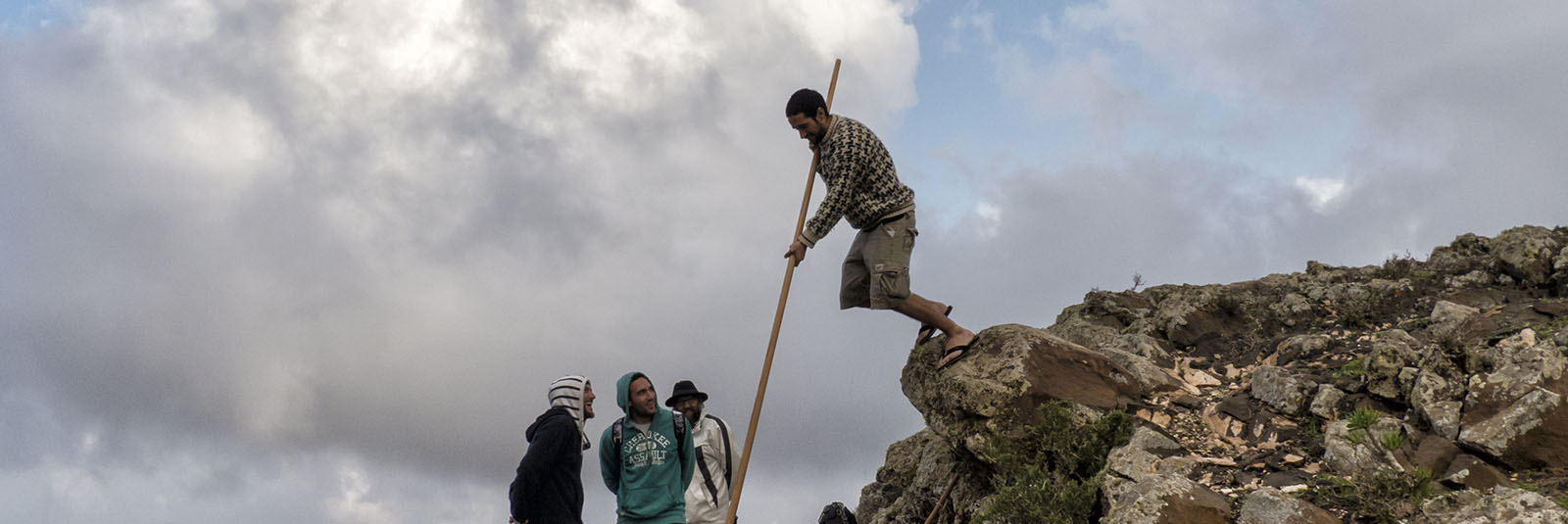 Traditionen Fuerteventura – Lucha Canaria, Stockkampf, Salto del Pastor.