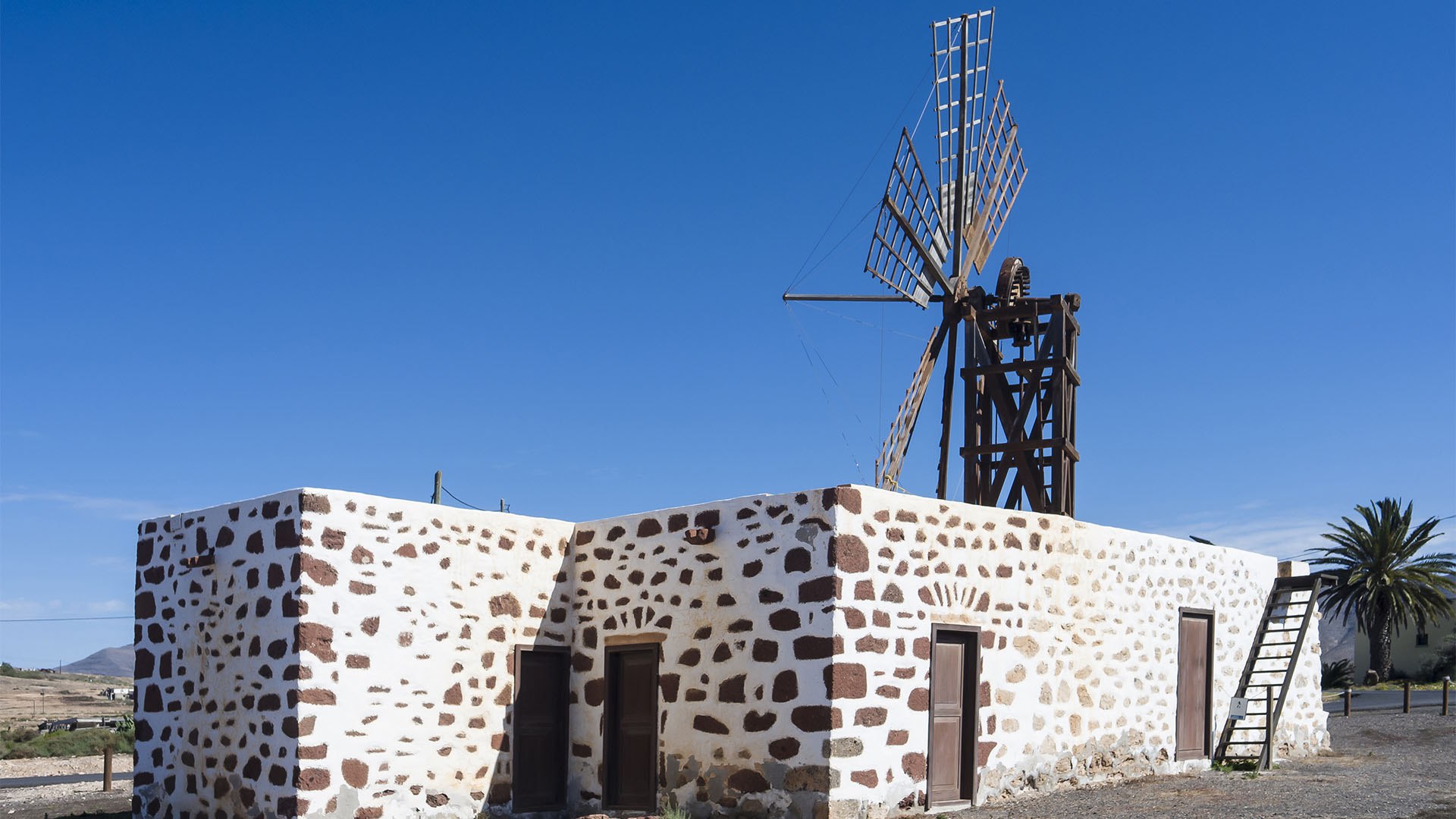 Windmühlen – wurden erst spät auf Fuerteventura genutzt.