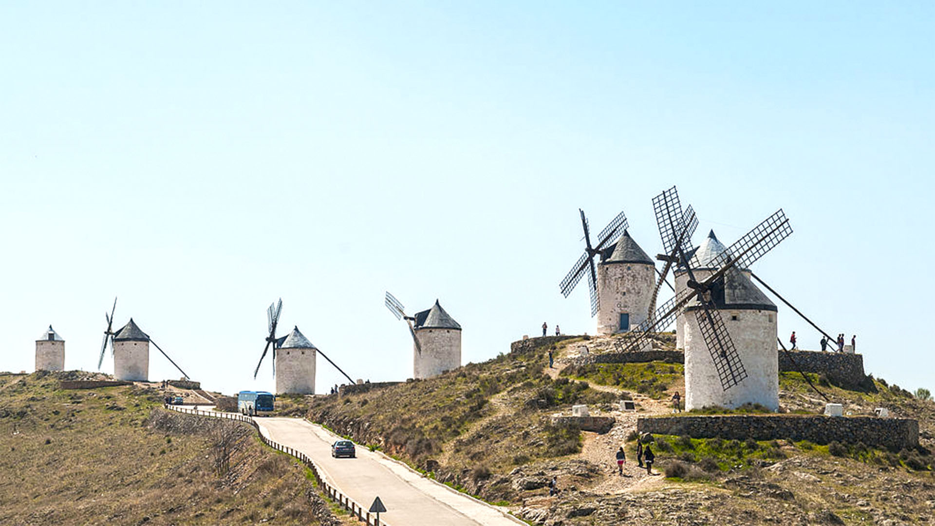 Die Windmühlen von Consuegra in Spanien nahe Toledo.