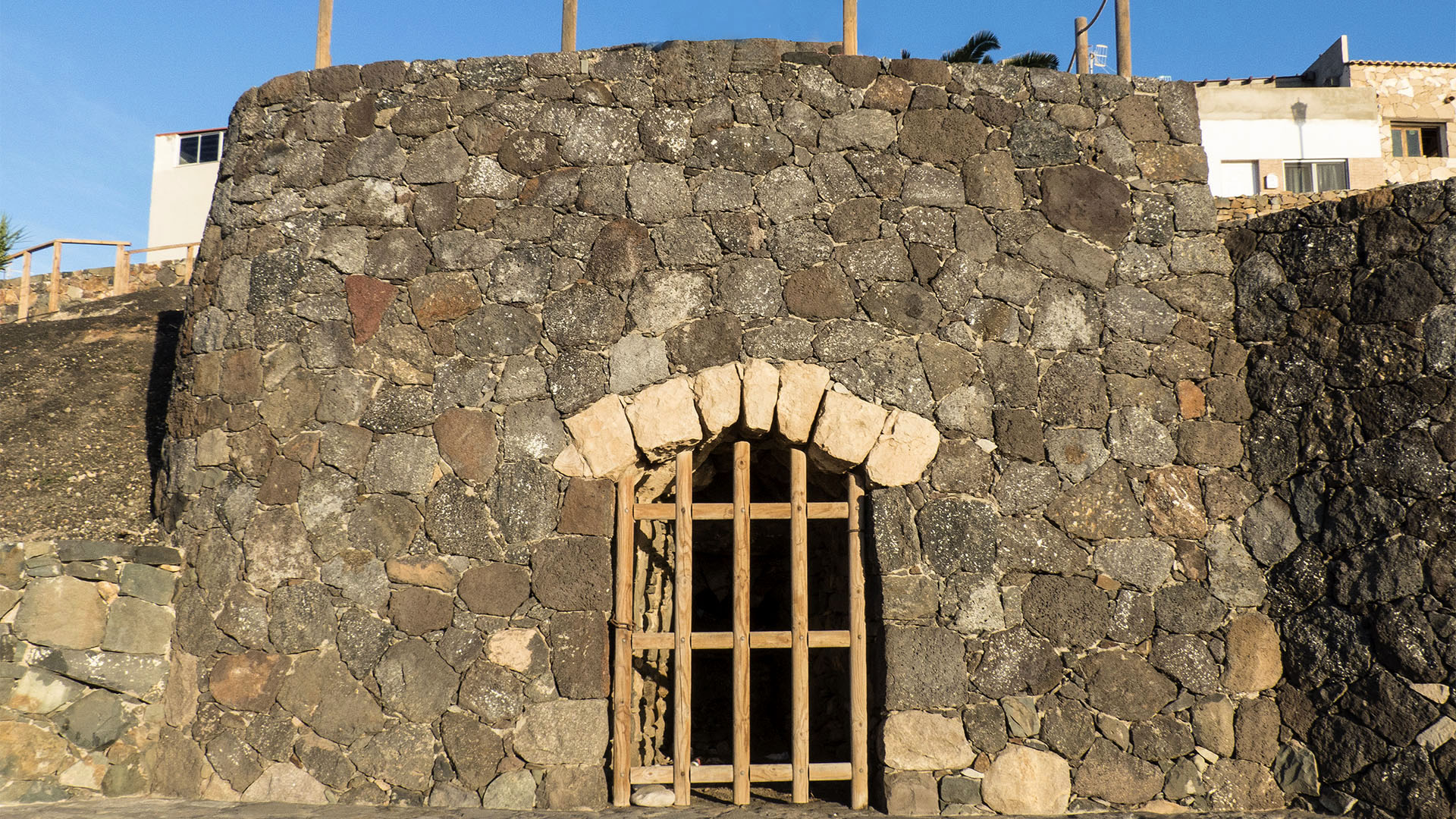 Kalkindustrie auf Fuerteventura – jeder, der ein Stück brauchbares Land hatte, brannte Kalk.