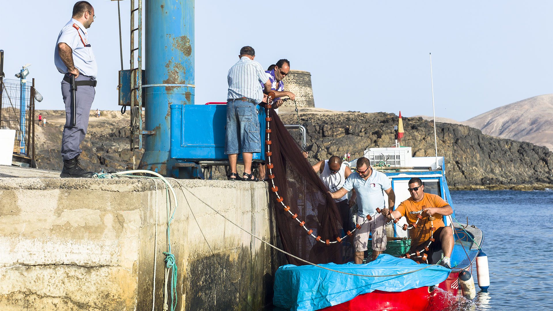 Fischereiindustrie, Konservenindustrie, Salinen Salzgewinnung auf Fuerteventura.