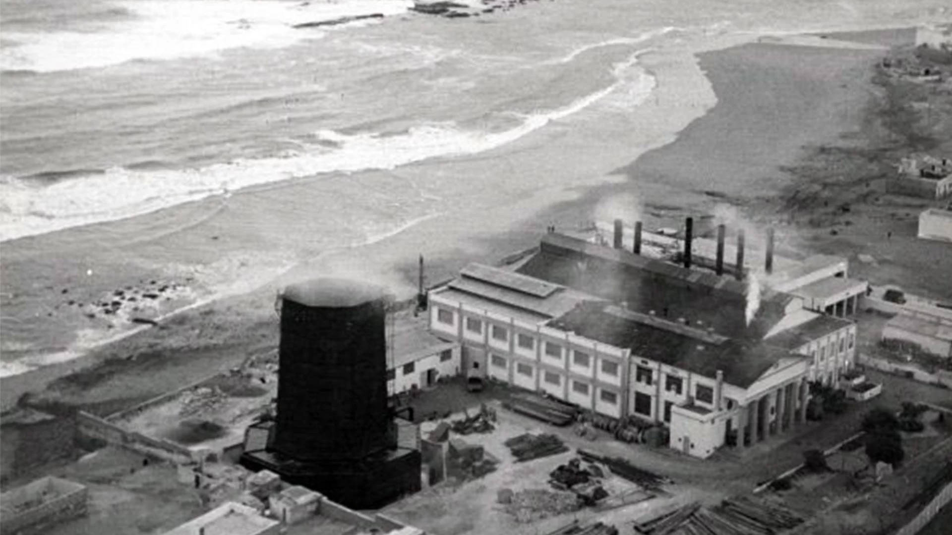 Erstes Elektrizitätswerk von Gran Canaria am Playa de las Canteras Las Palmas de Gran Canaria. Leitender Bauingenieur Gustav Winter aka Don Gustavo.