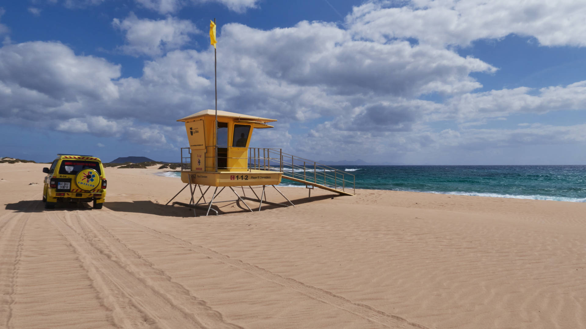 Playa del Dromidero El Jable Dunas de Corralejo Fuerteventura.