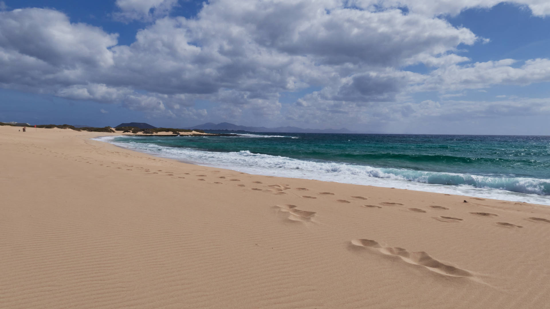 Playa del Dromidero El Jable Dunas de Corralejo Fuerteventura.