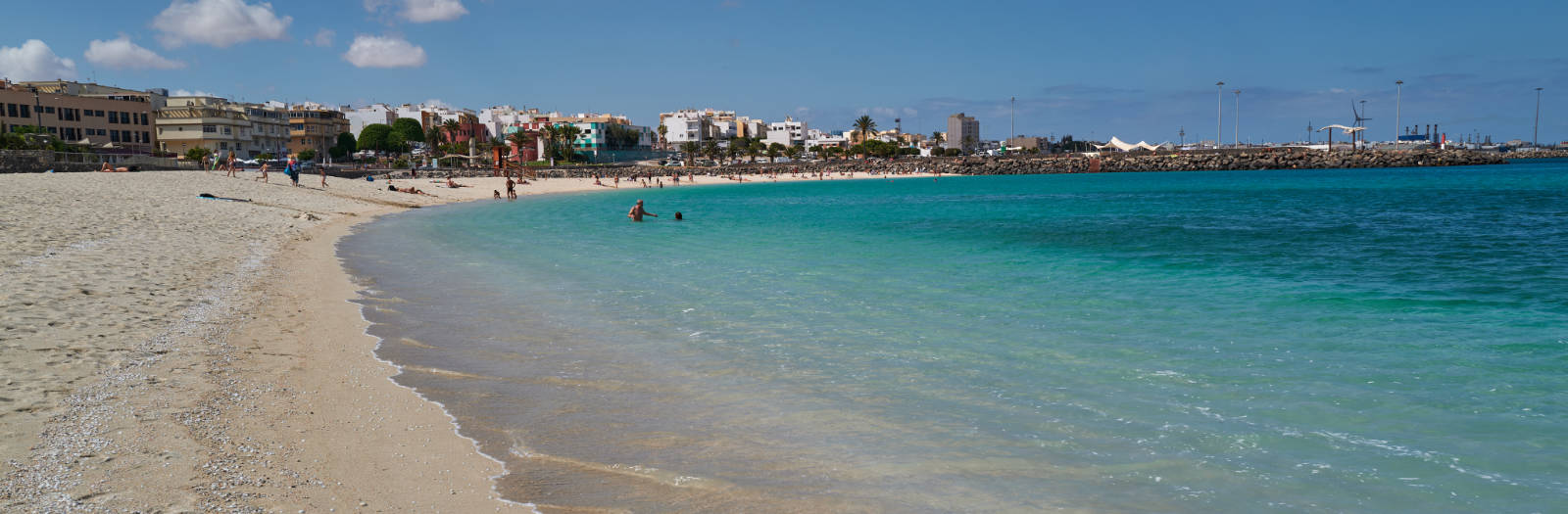 Playa de los Pozos Puerto del Rosario Fuerteventura.