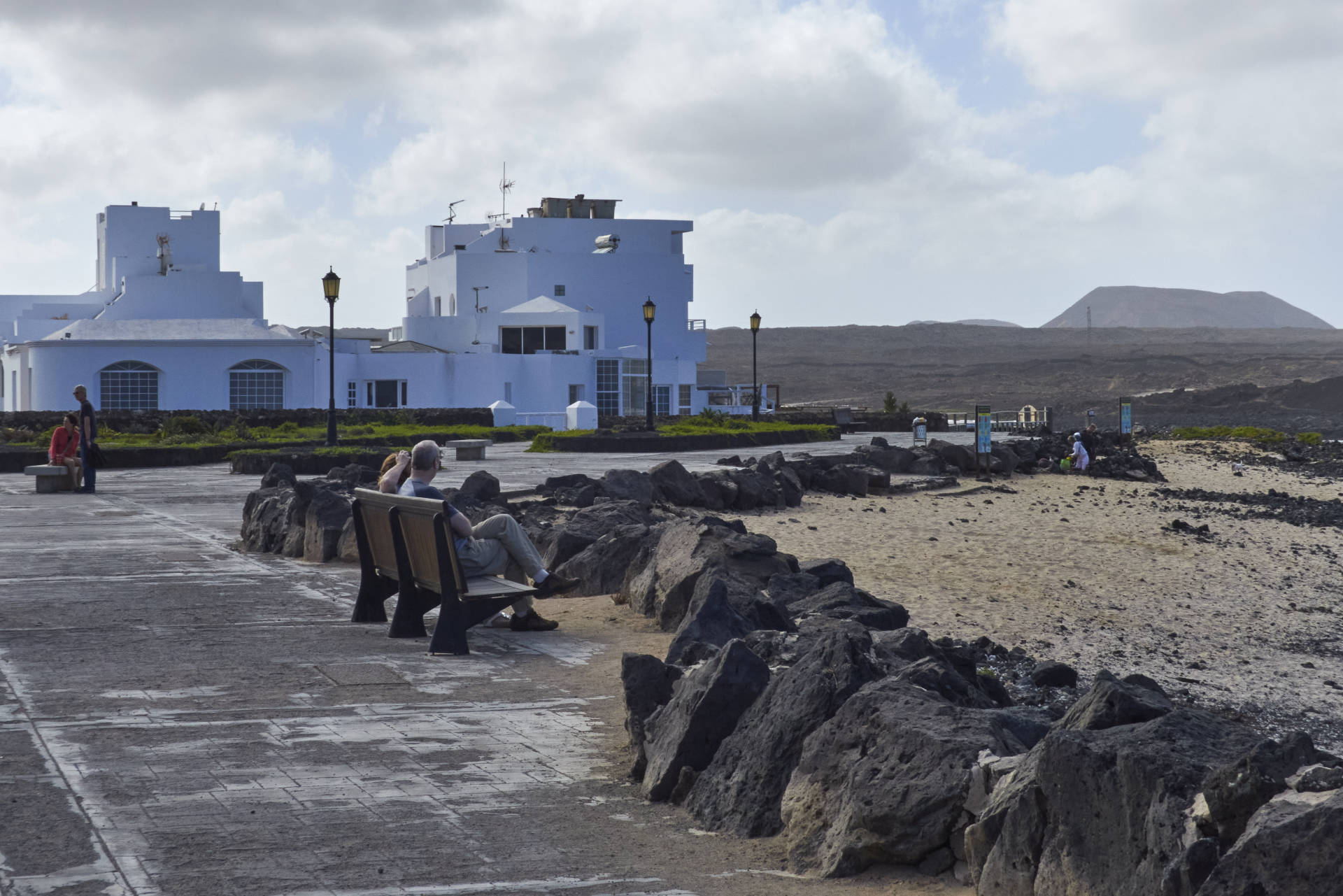 Paseo El Charco de Bristol Corralejo Fuerteventura.