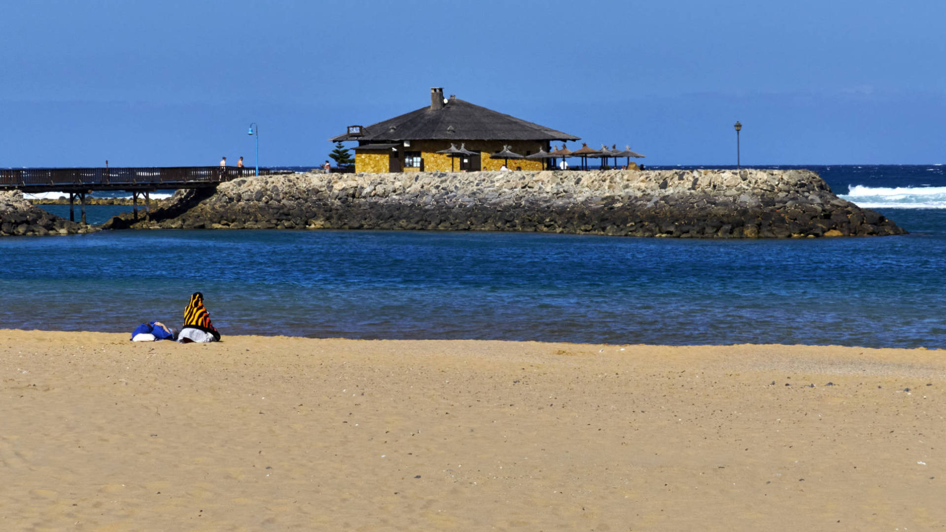 Caleta de Fuste Fuerteventura – Las Marismas aka Playa de la Guirra.