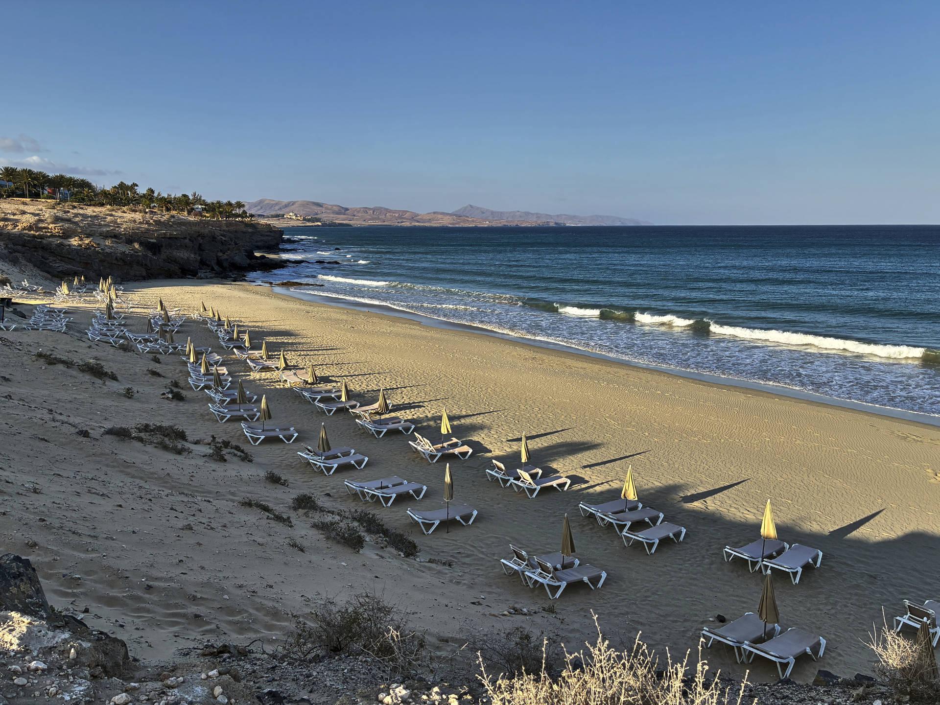 Fuerteventura – Playa de Jandía aka Playa Esmeralda im späten Abendlicht.
