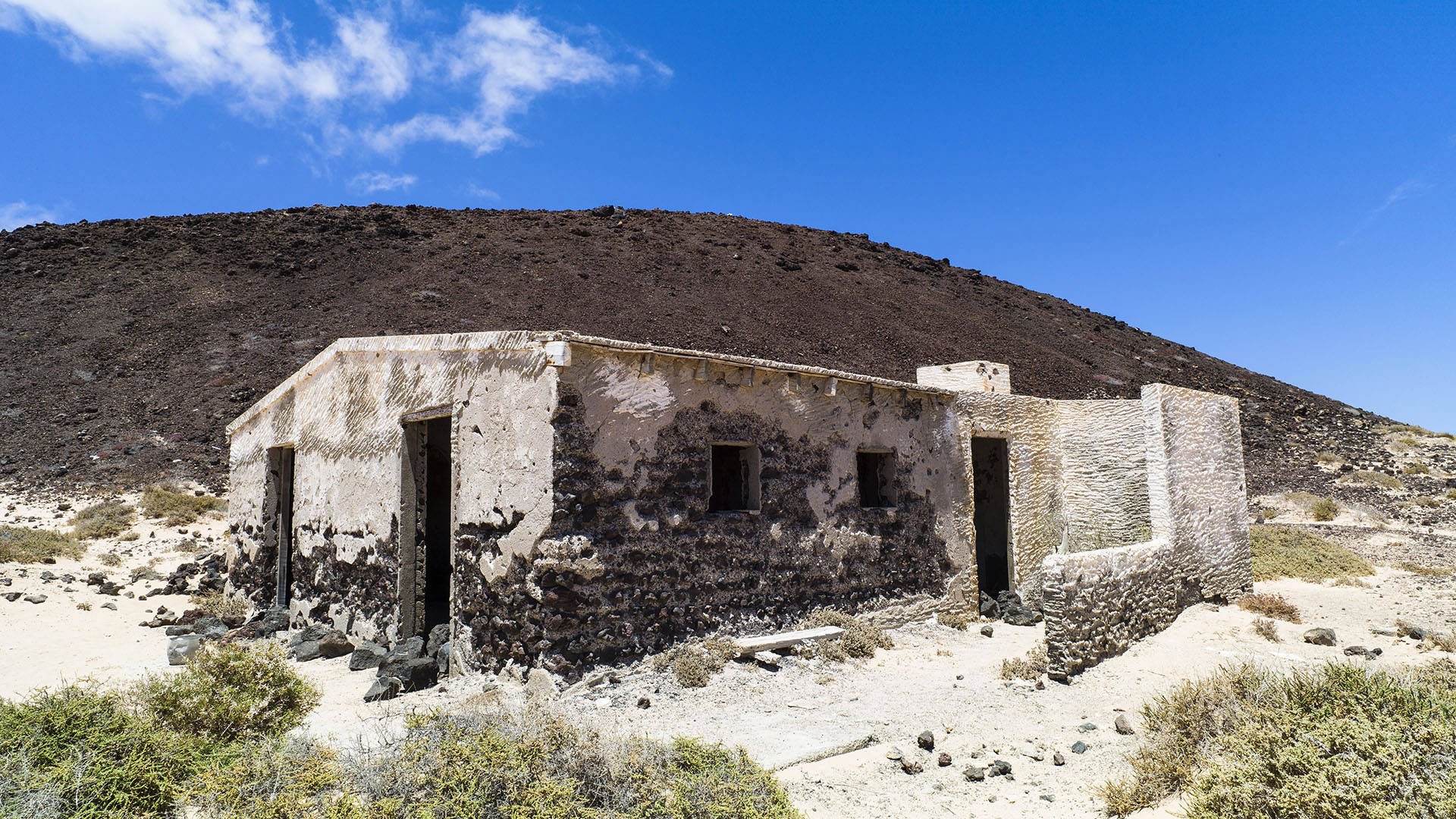 Die historischen casas nahe des Faro Martiño.