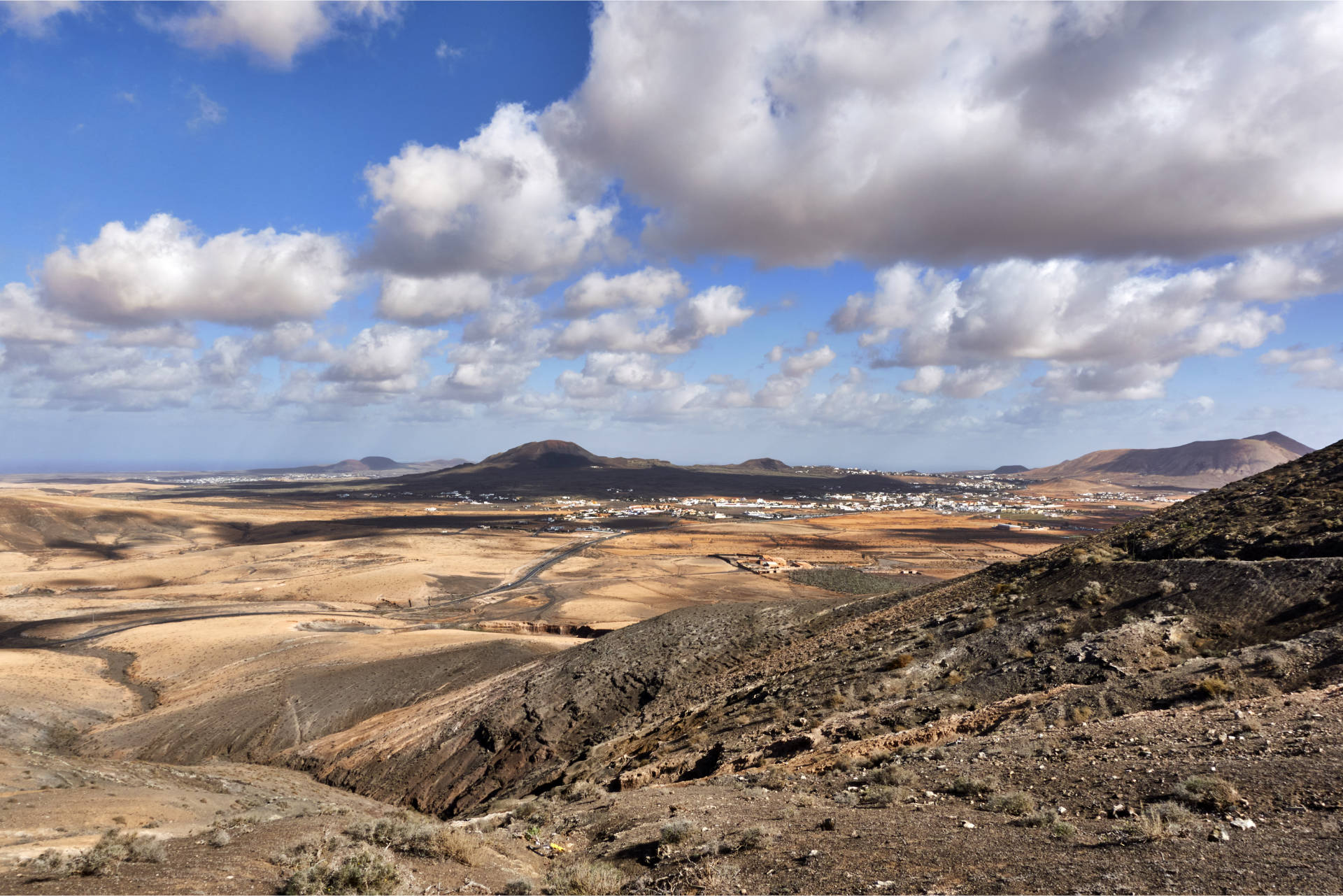 Spektakuläre Aussicht – Blick von der Fuente de Tababaire über den Nordwesten von Fuerteventura.
