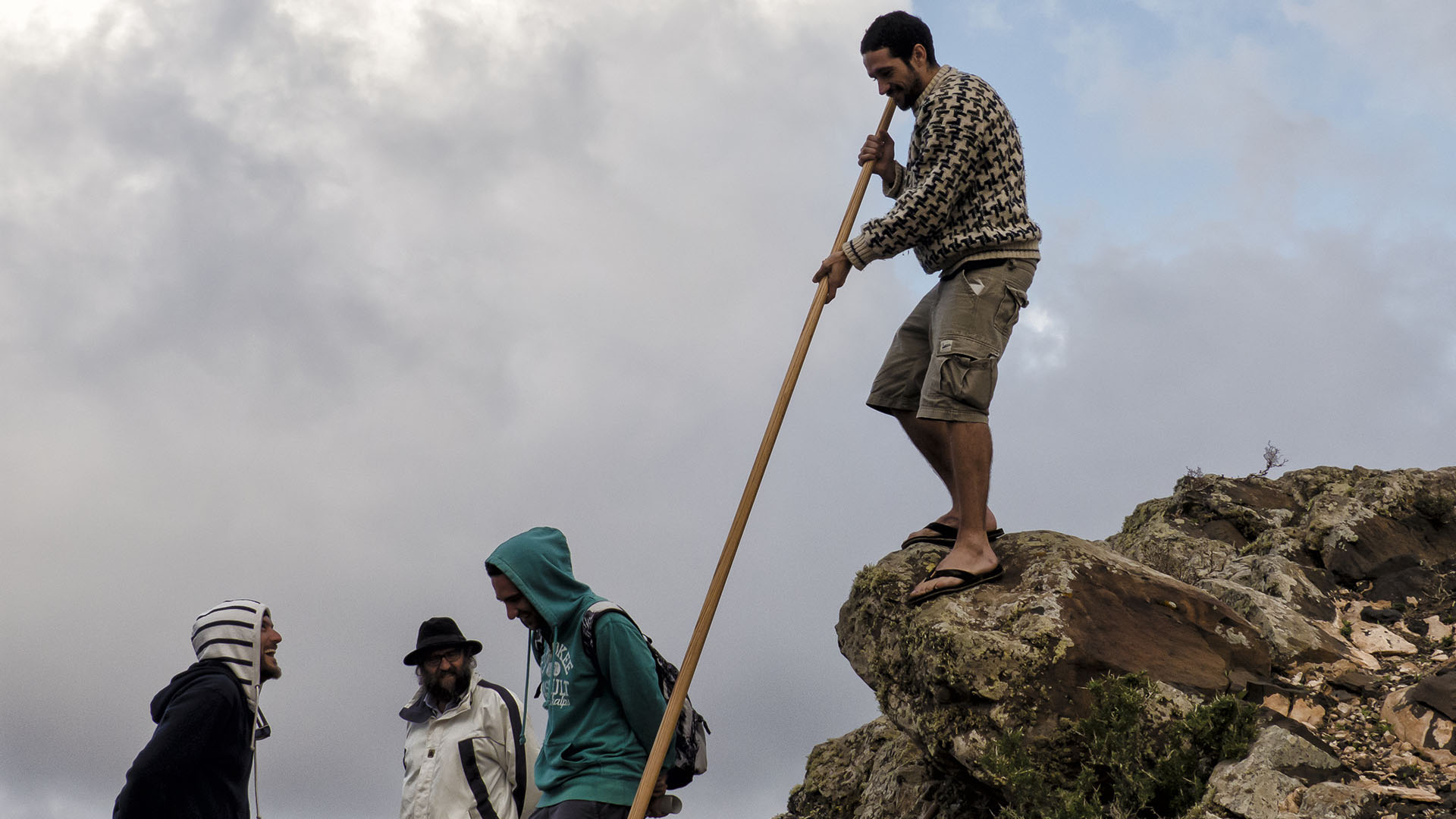 Wandern + Trekking auf Fuerteventura: Wintersonnwende am Montaña de Enmedio Montaña Tindaya.