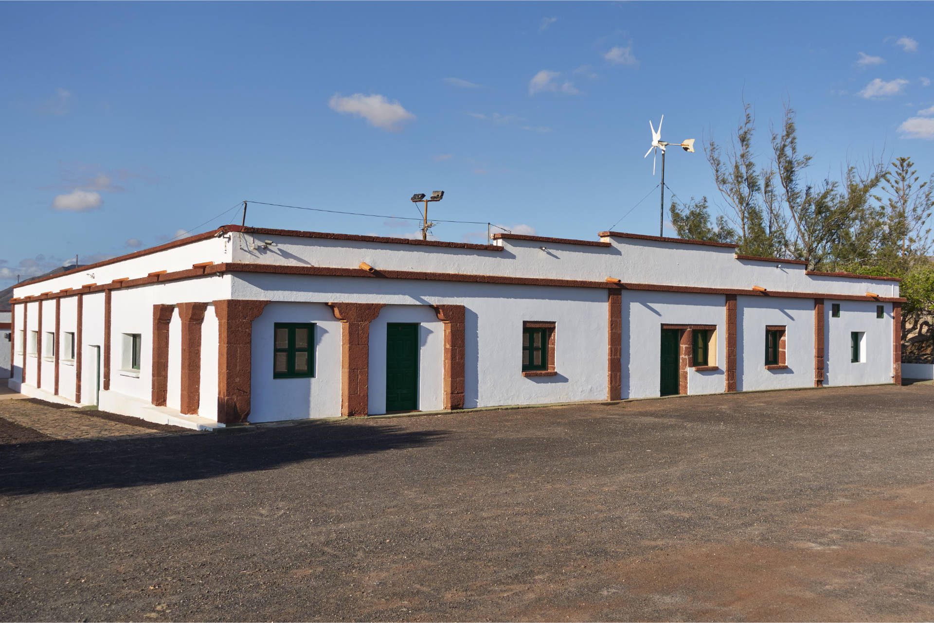Das Abfertigungsgebäude des Flugfeldes in Tefía Fuerteventura.