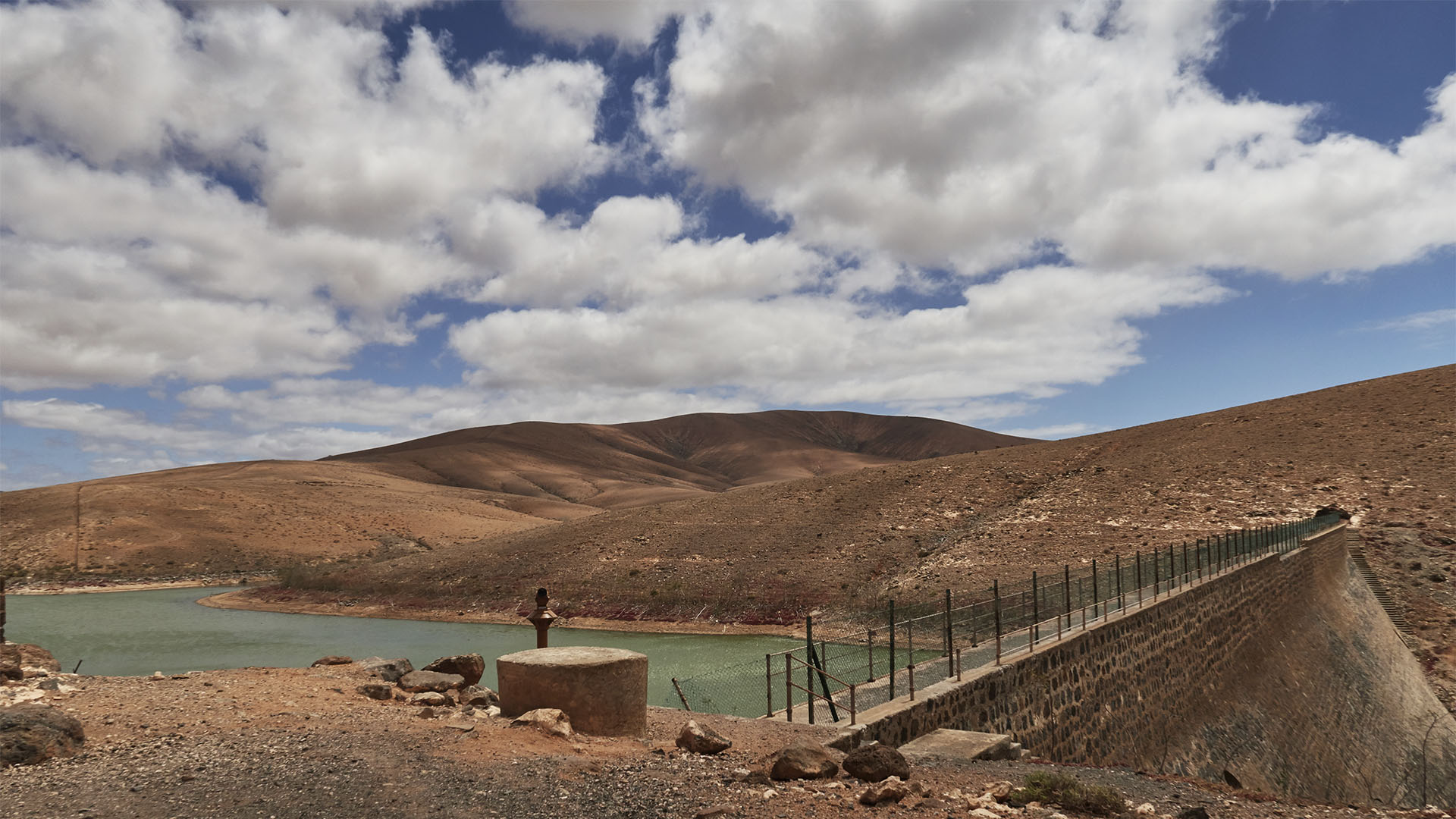 Der Staudamm Embalse de Los Molinos Fuerteventura.