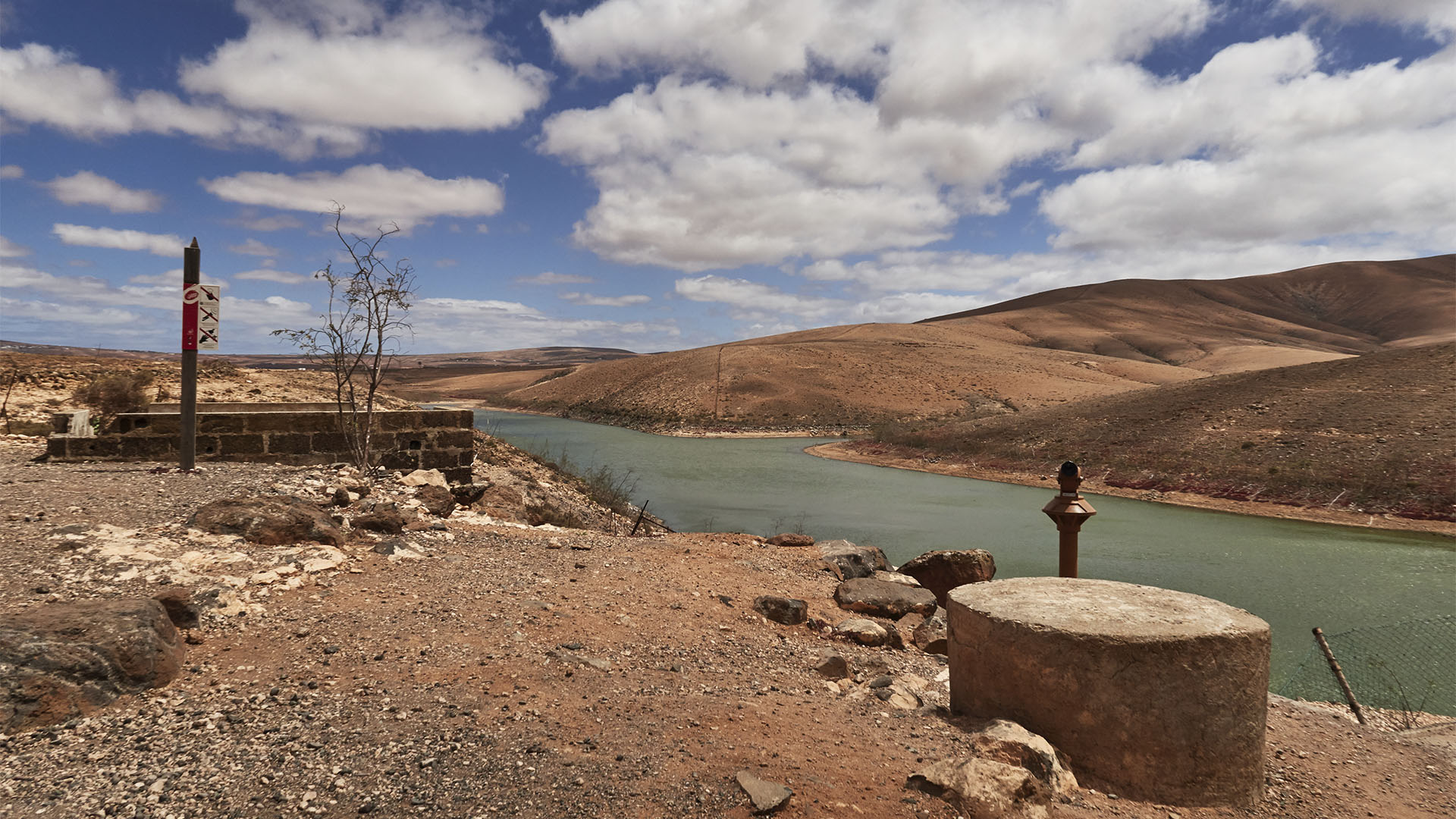 Der Staudamm Embalse de Los Molinos Fuerteventura.