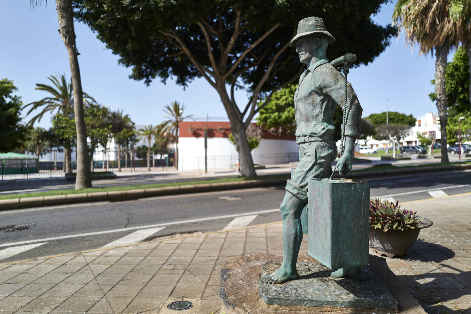 El Aguado von Emiliano Hernández García.