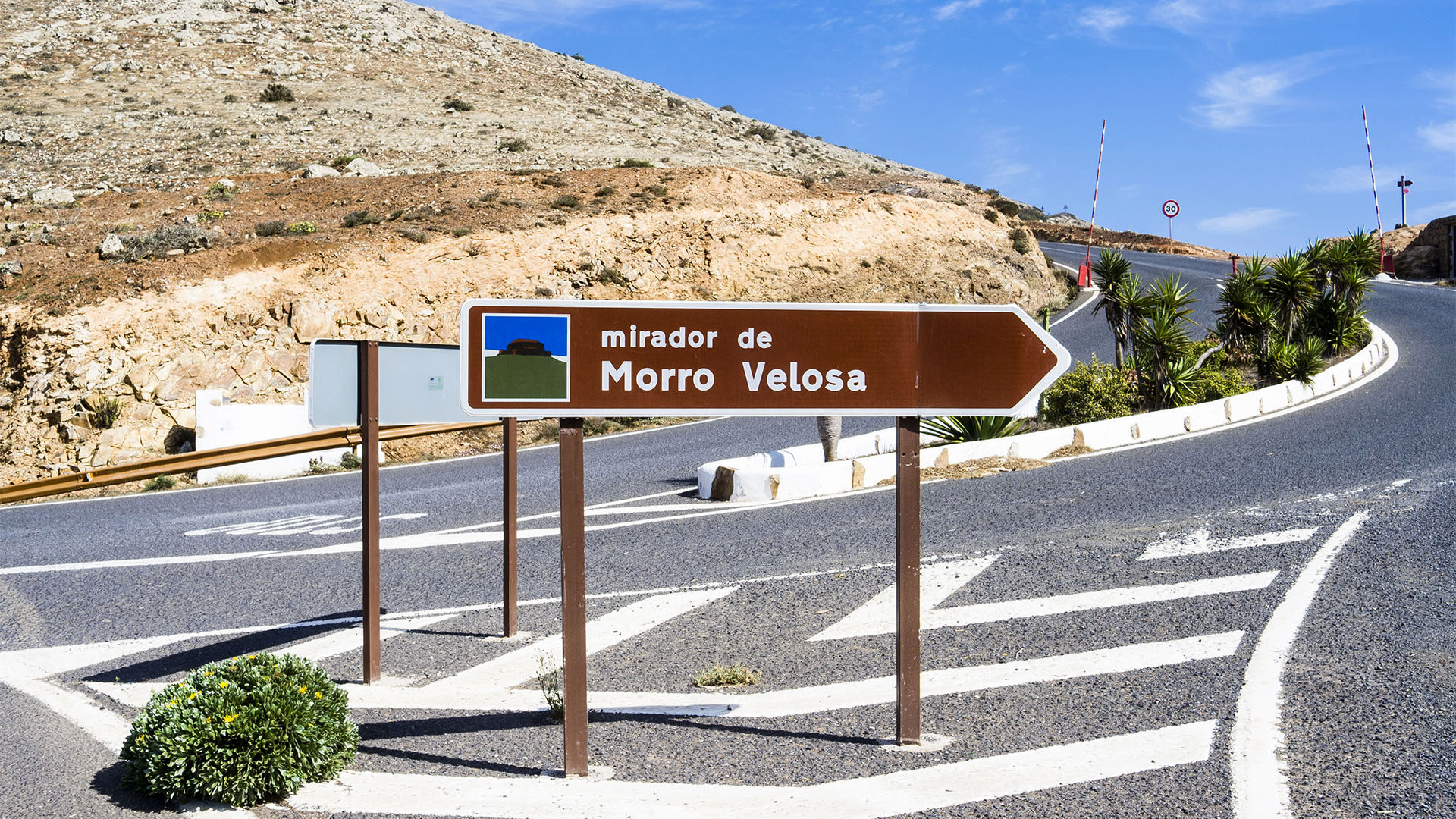 Sehenswürdigkeiten Fuerteventuras: Betancuria – Mirador de Morro de Veloso o del Convento (676 m).