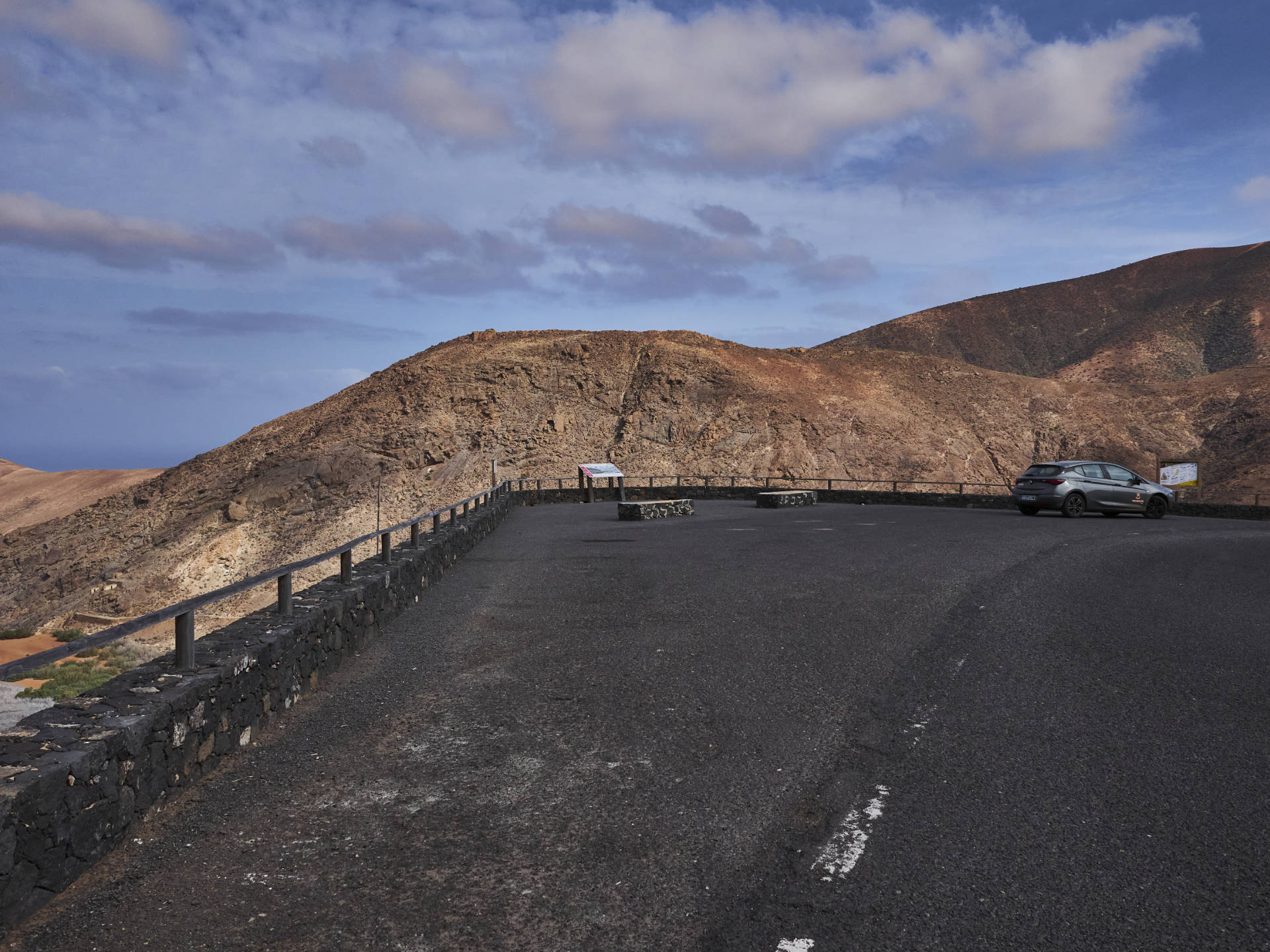 Mirador de las Peñas Fuerteventura im frühen Morgenlicht.