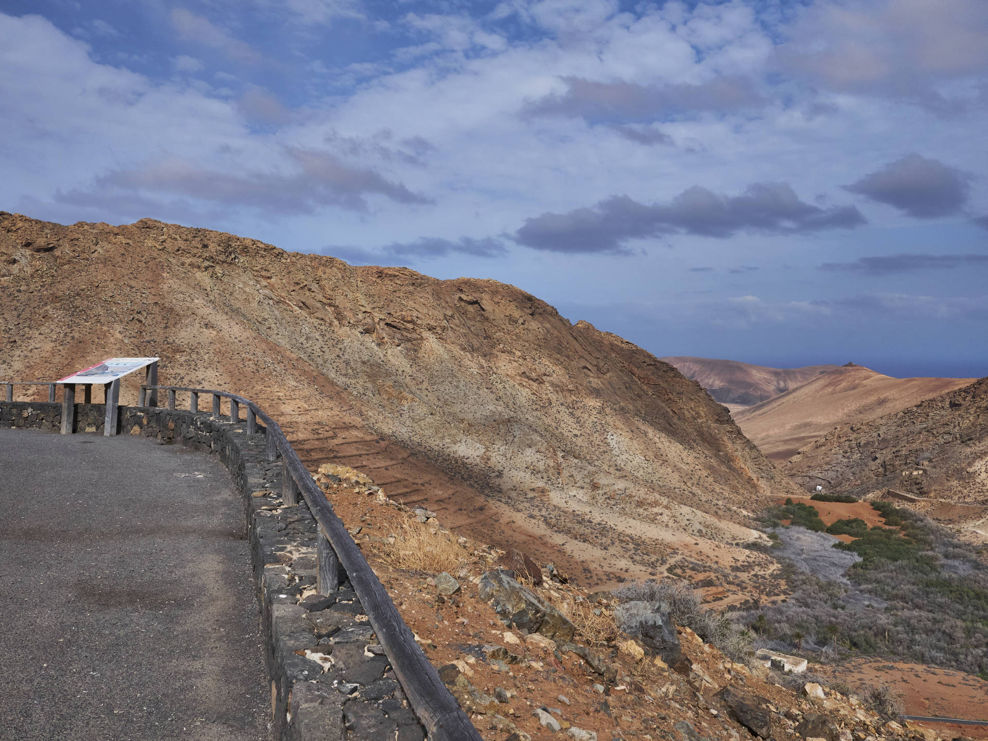 Mirador de las Peñas Fuerteventura im frühen Morgenlicht.