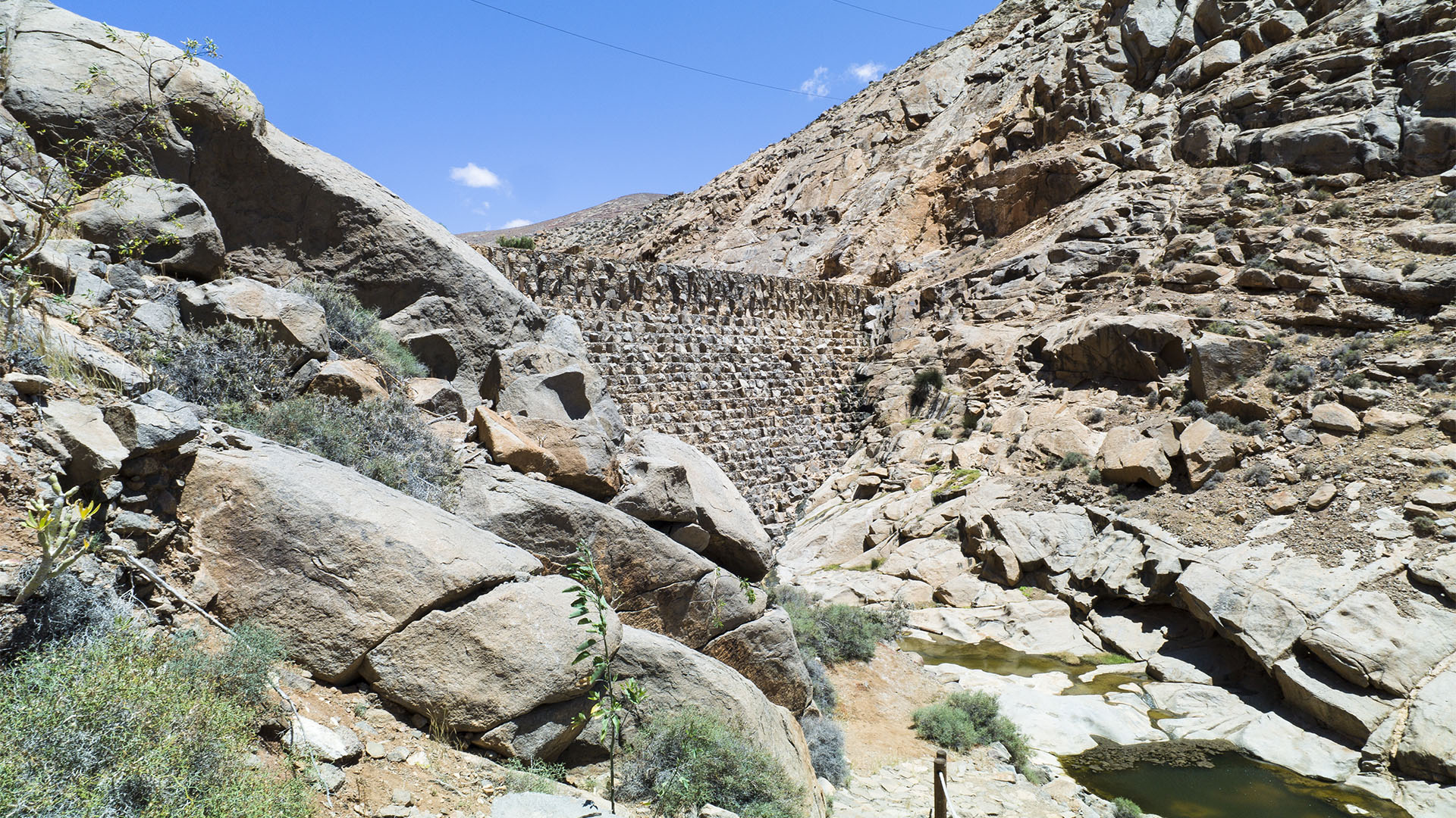 Presa de las Peñitas Vega de Río Palmas Fuerteventura.