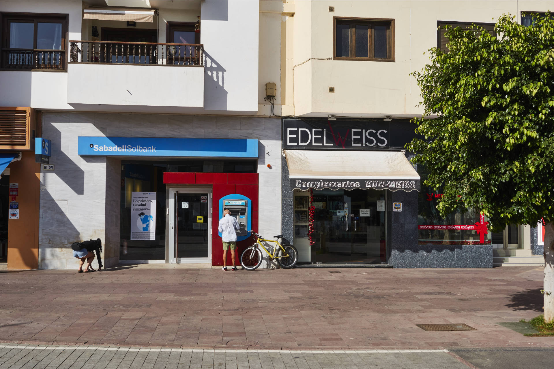 Sabadell Solbank Av. Ntra. Señora del Carmen Corralejo Fuerteventura.