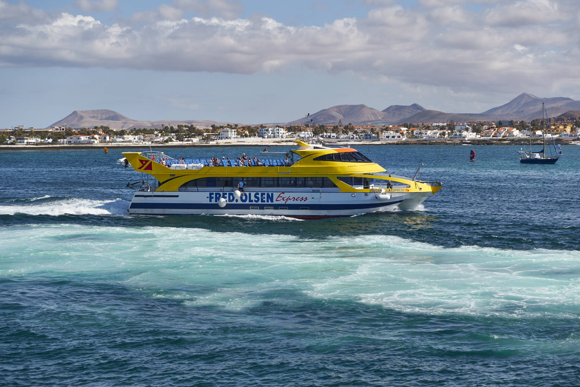 Fred. Olsen Express zwischen Fuerteventura und Lanzarote.