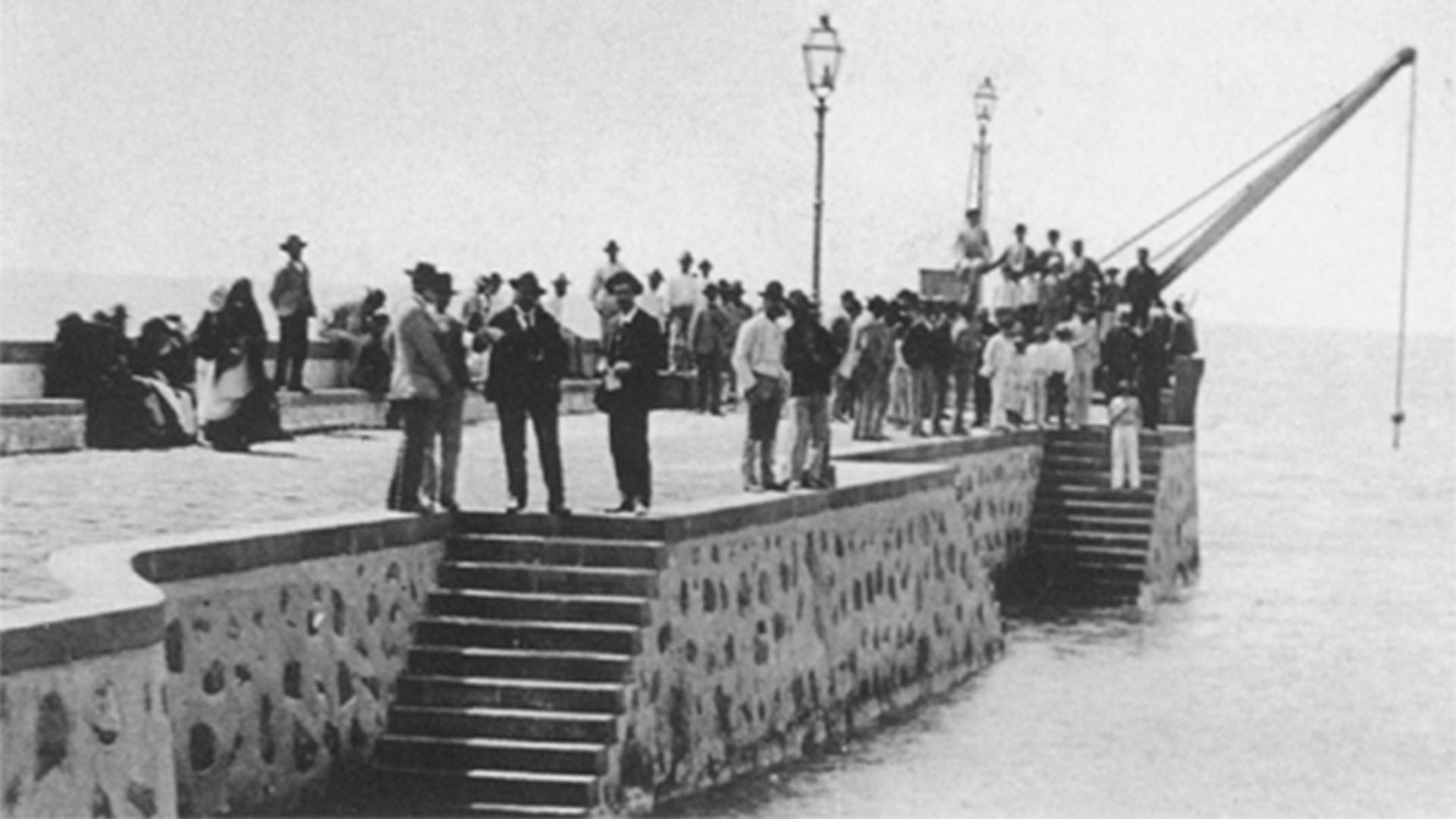 Muelle Chico Corralejo Fuerteventura.