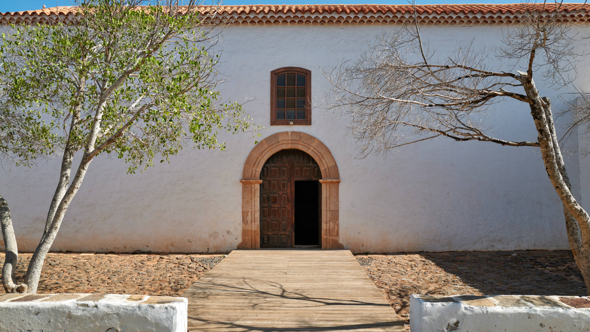 Iglesia Santo Domingo de Guzmán Tetir Fuerteventura.