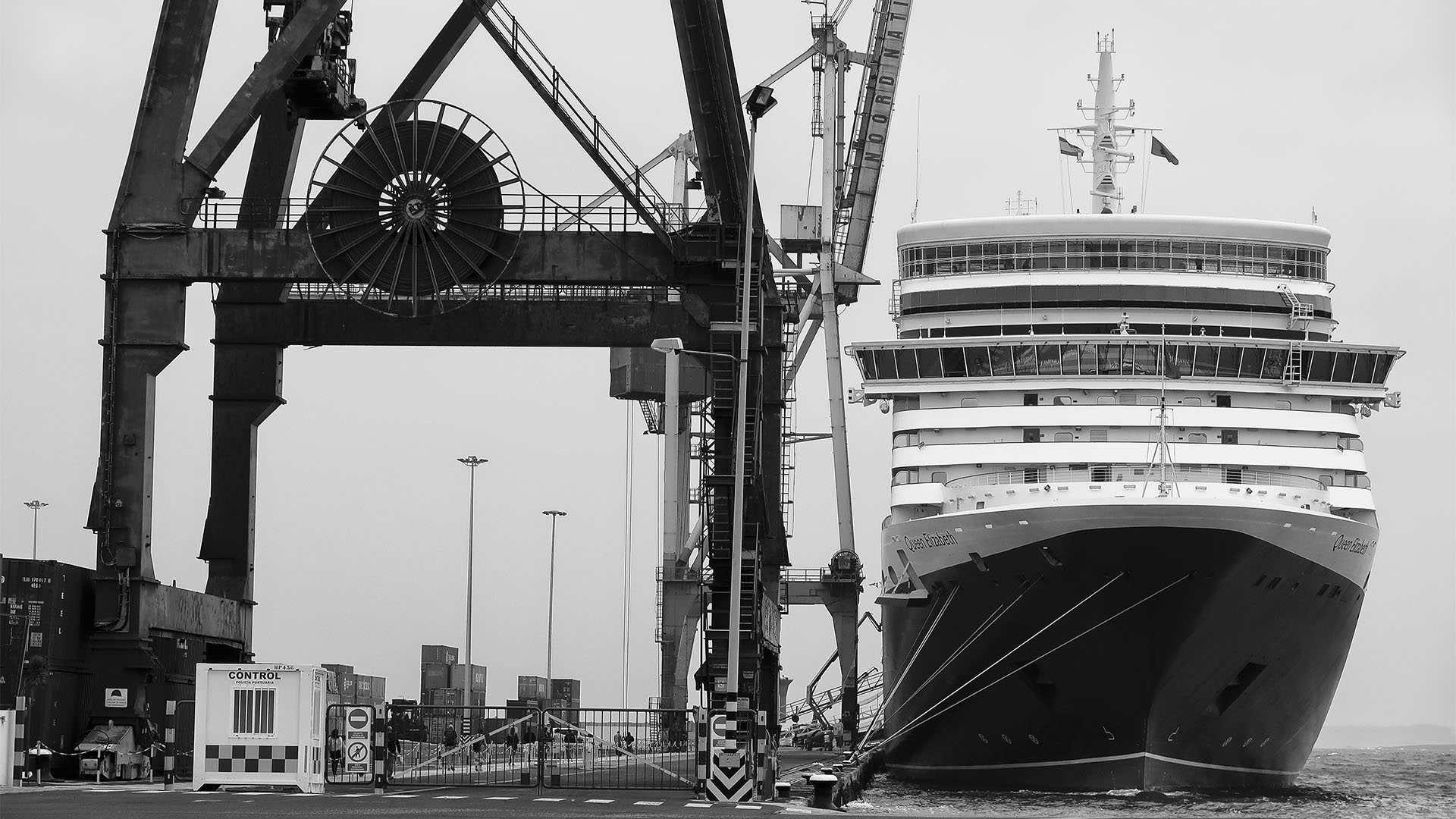 Eine Ikone zu Besuch in Puerto del Rosario am 24.12.2018 – der letzte Transatlantik Liner Queen Elizabeth 2.