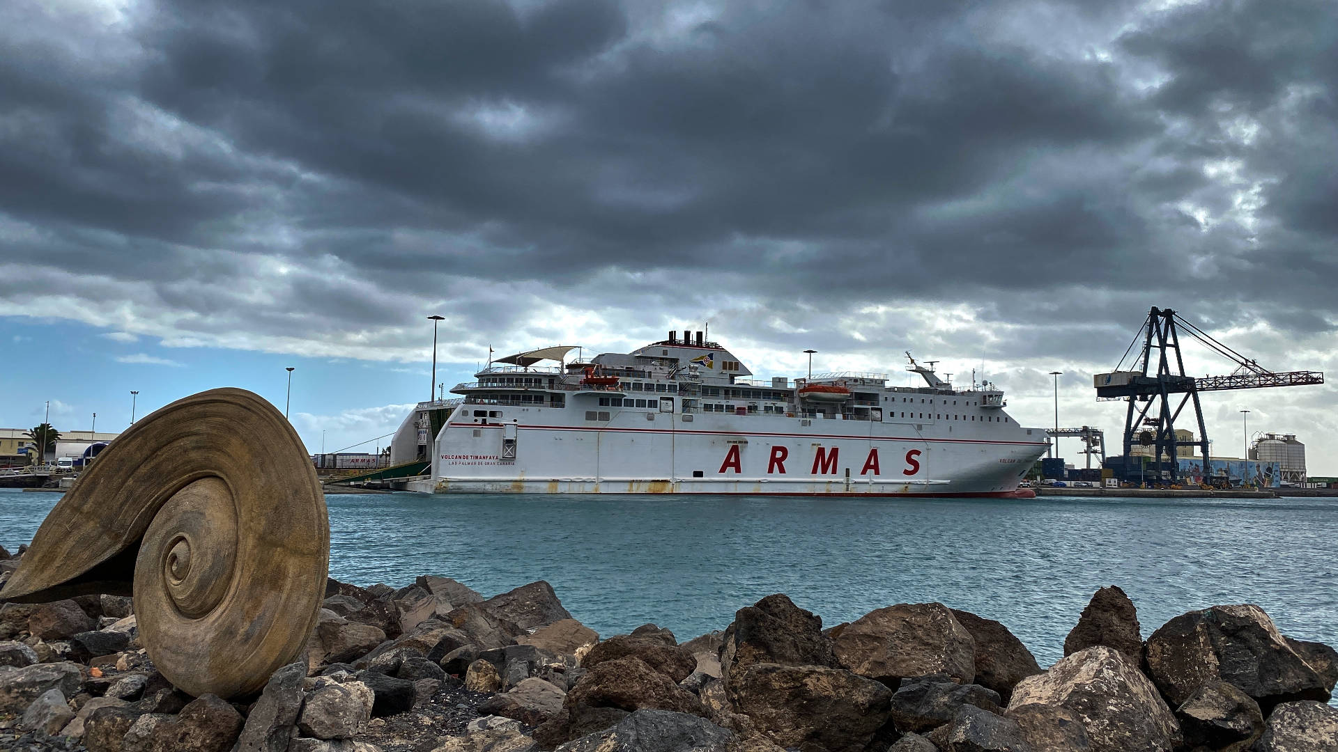 Puerto del Rosario – die Armas Fähre nach Puerto de la Luz Las Palmas Gran Canaria.