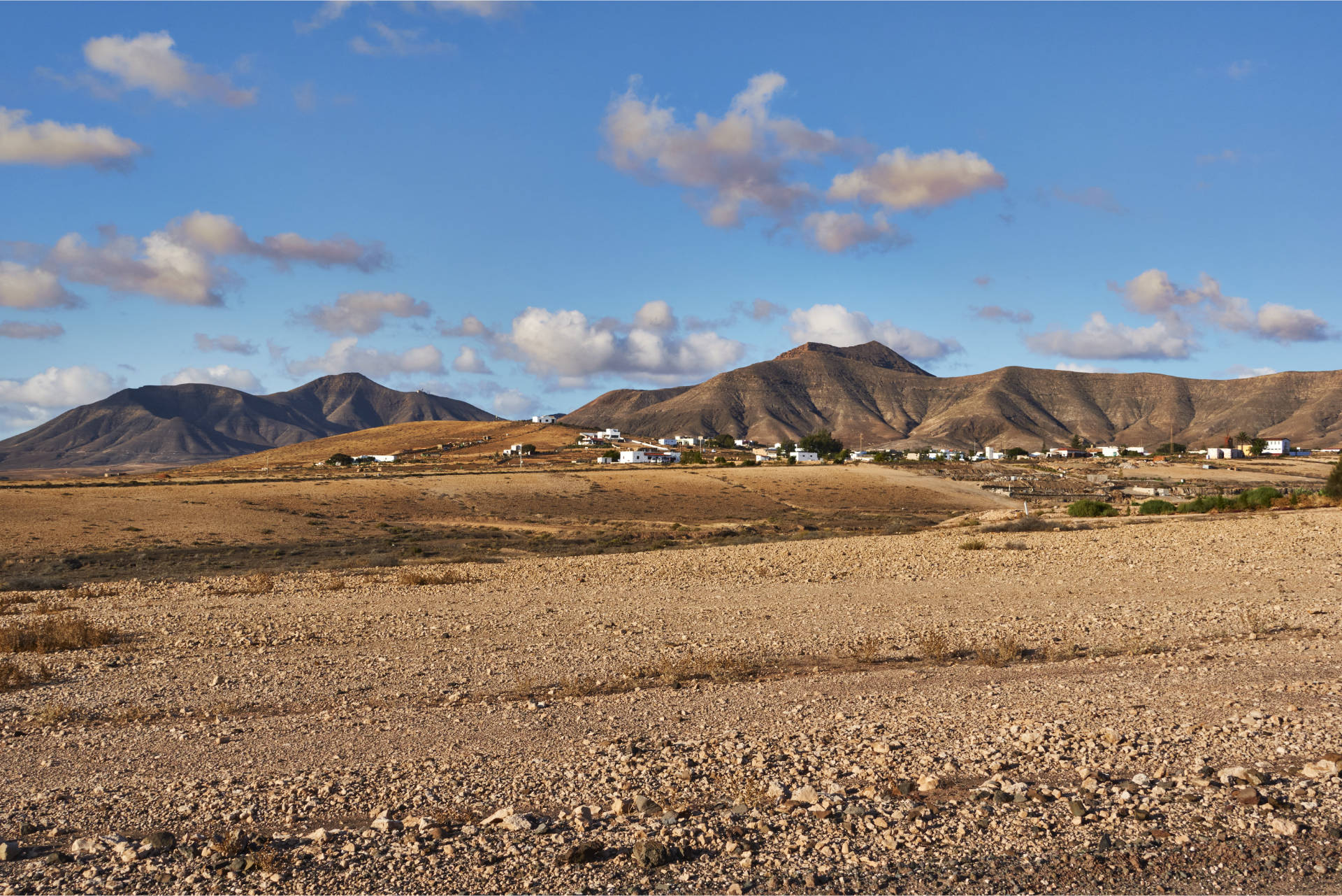 Der Ort Tefía und die Ebene von Tefía Fuerteventura.