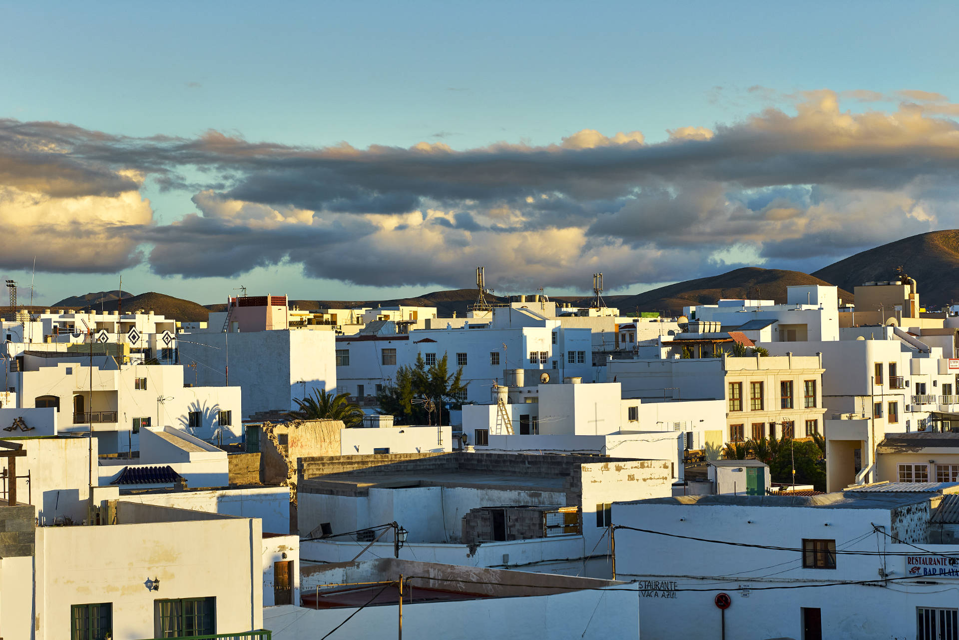 Das Casco von El Cotillo Fuerteventura bei Sonnenuntergang (13.12.2022).