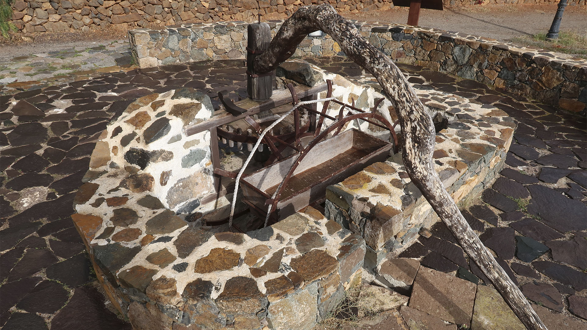 Historischer Brunnen in Betancuria Fuerteventura.