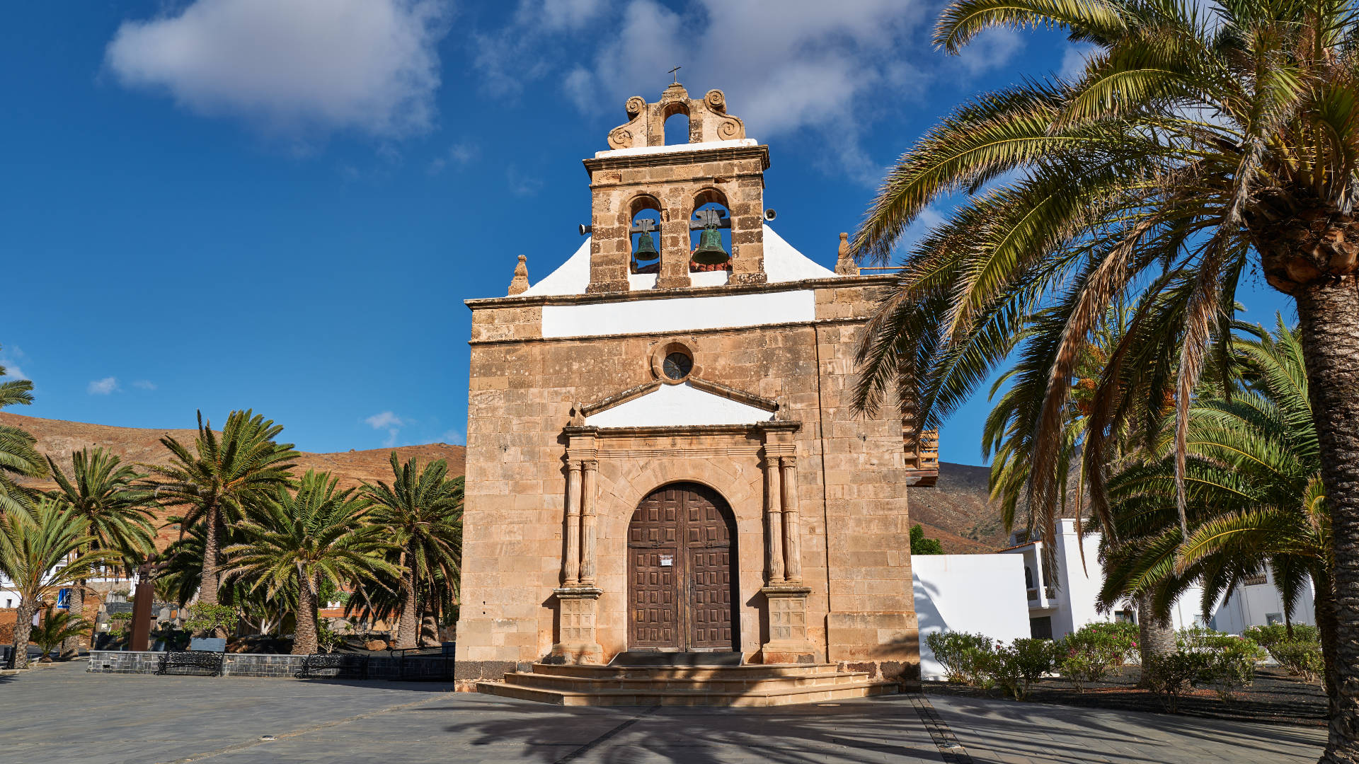 Iglesia de la Virgen de la Peña in Vega de Río Palmas