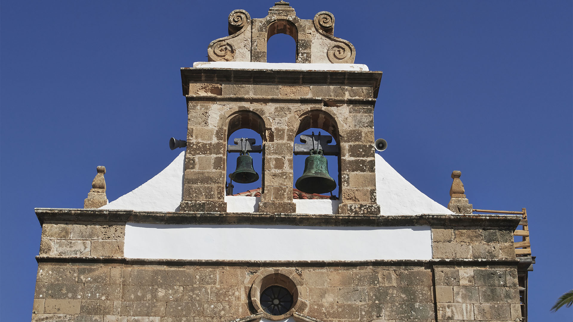 Iglesia de la Virgen de la Peña in Vega de Río Palmas