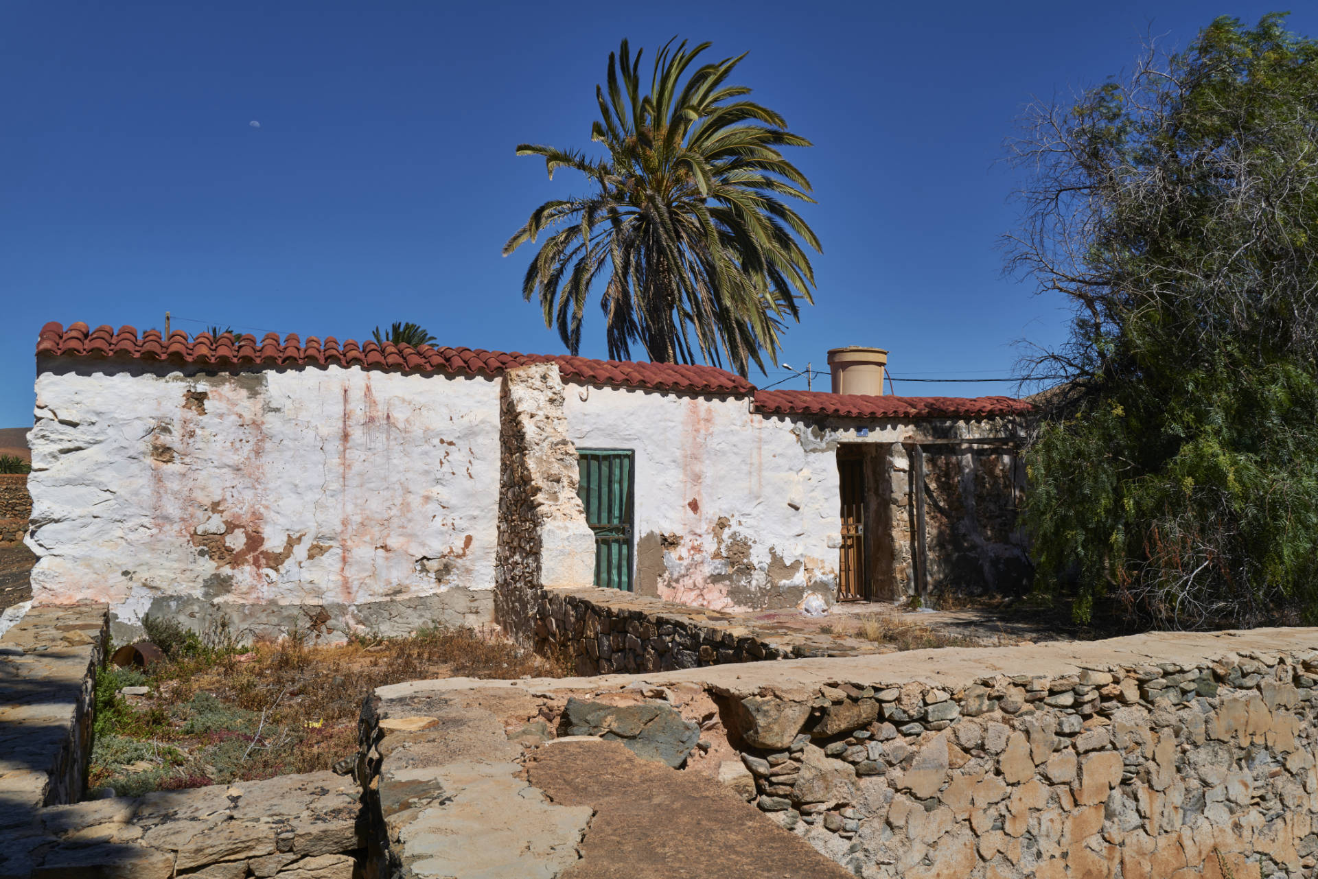 Der historischen Schöpfbrunnen im Barranco de Toto am Stadtrand von Pájara Fuerteventura.