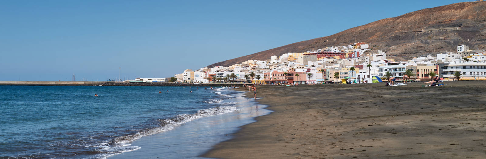 Die Stadt Gran Tarajal auf Fuerteventura.