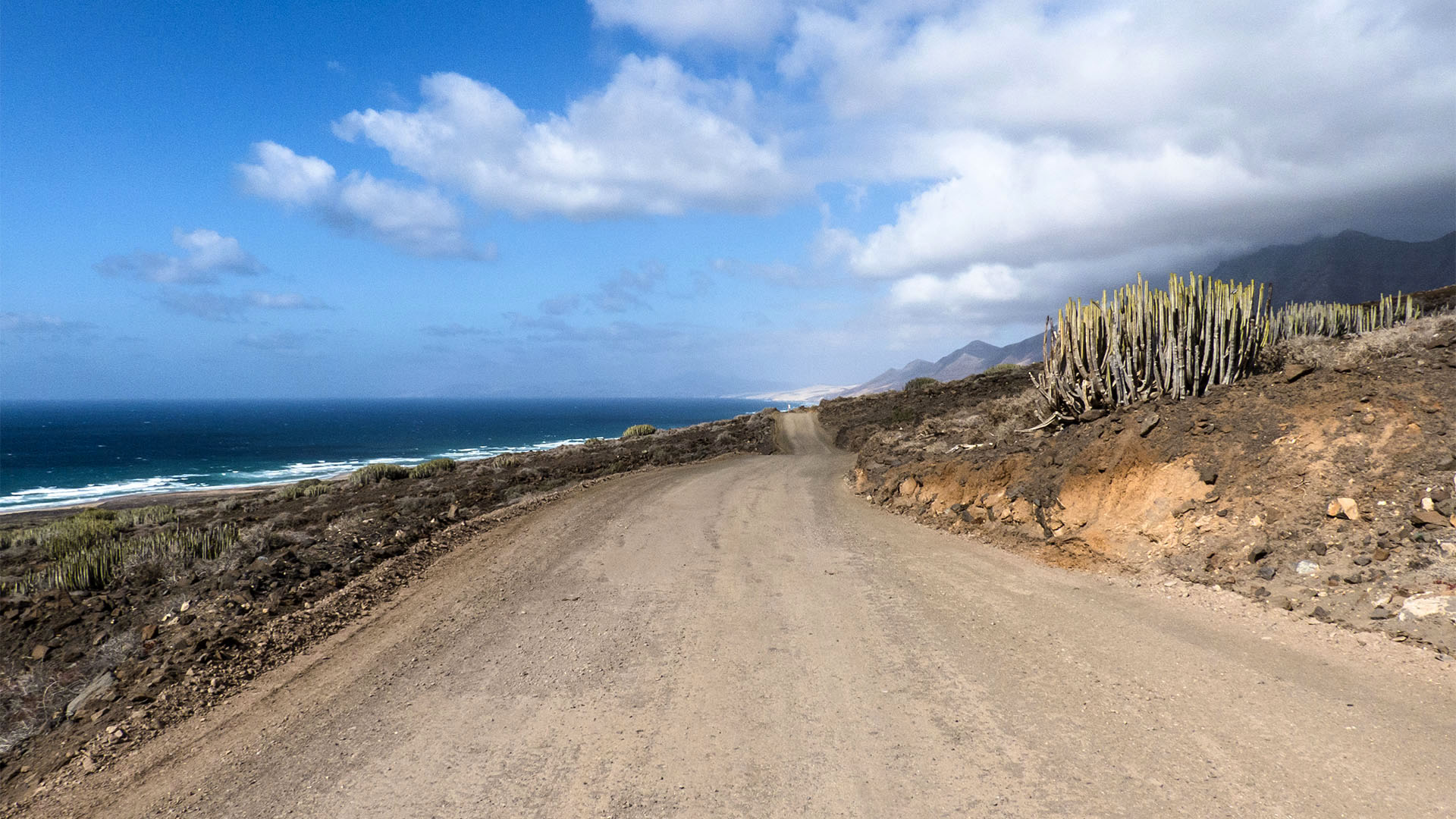 Fuerteventura Inselrundfahrt Südschleife – die Piste nach Cofete.