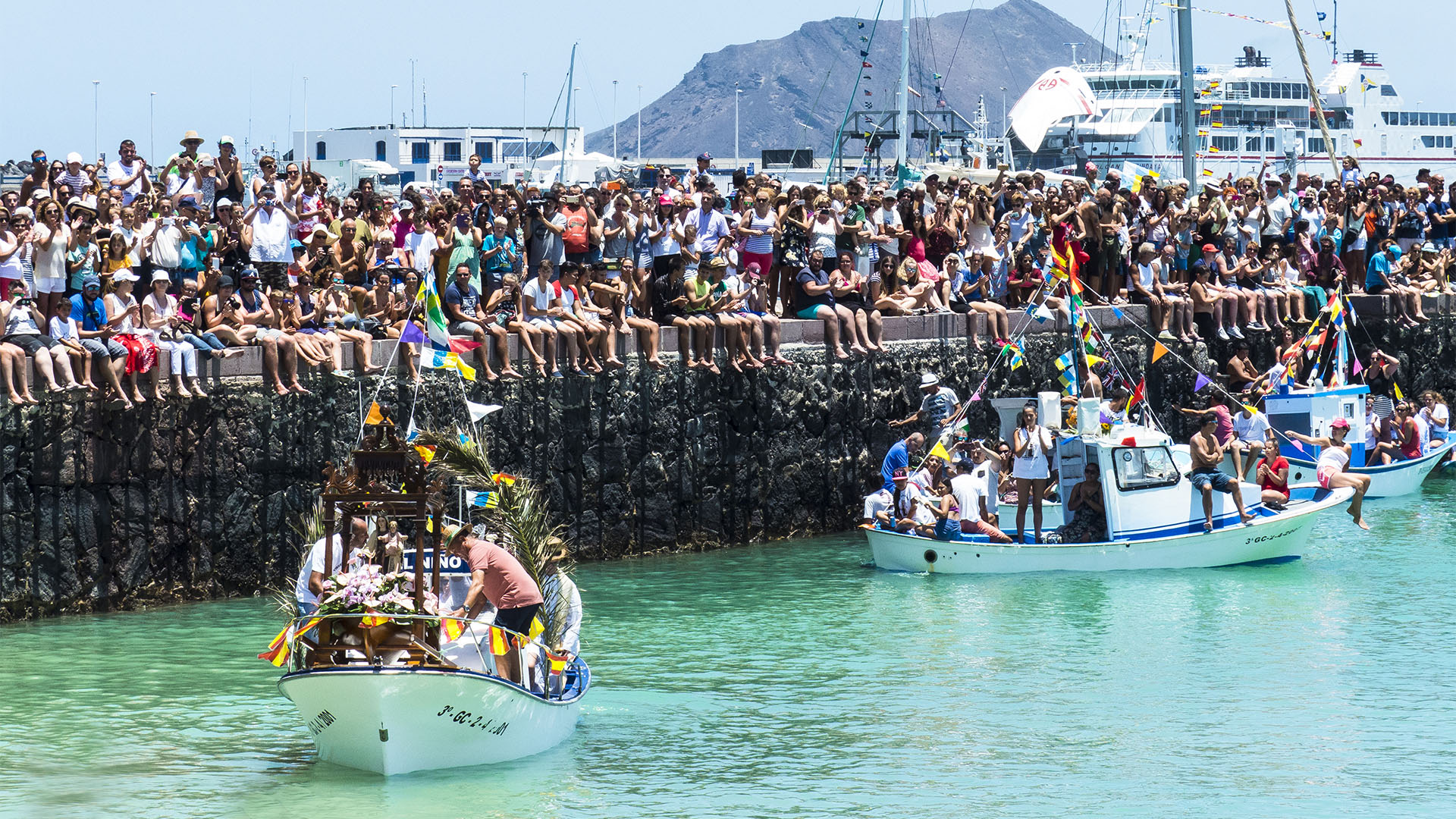 Die Fiesta Nuestra Señora del Carmen Corralejo Fuerteventura.