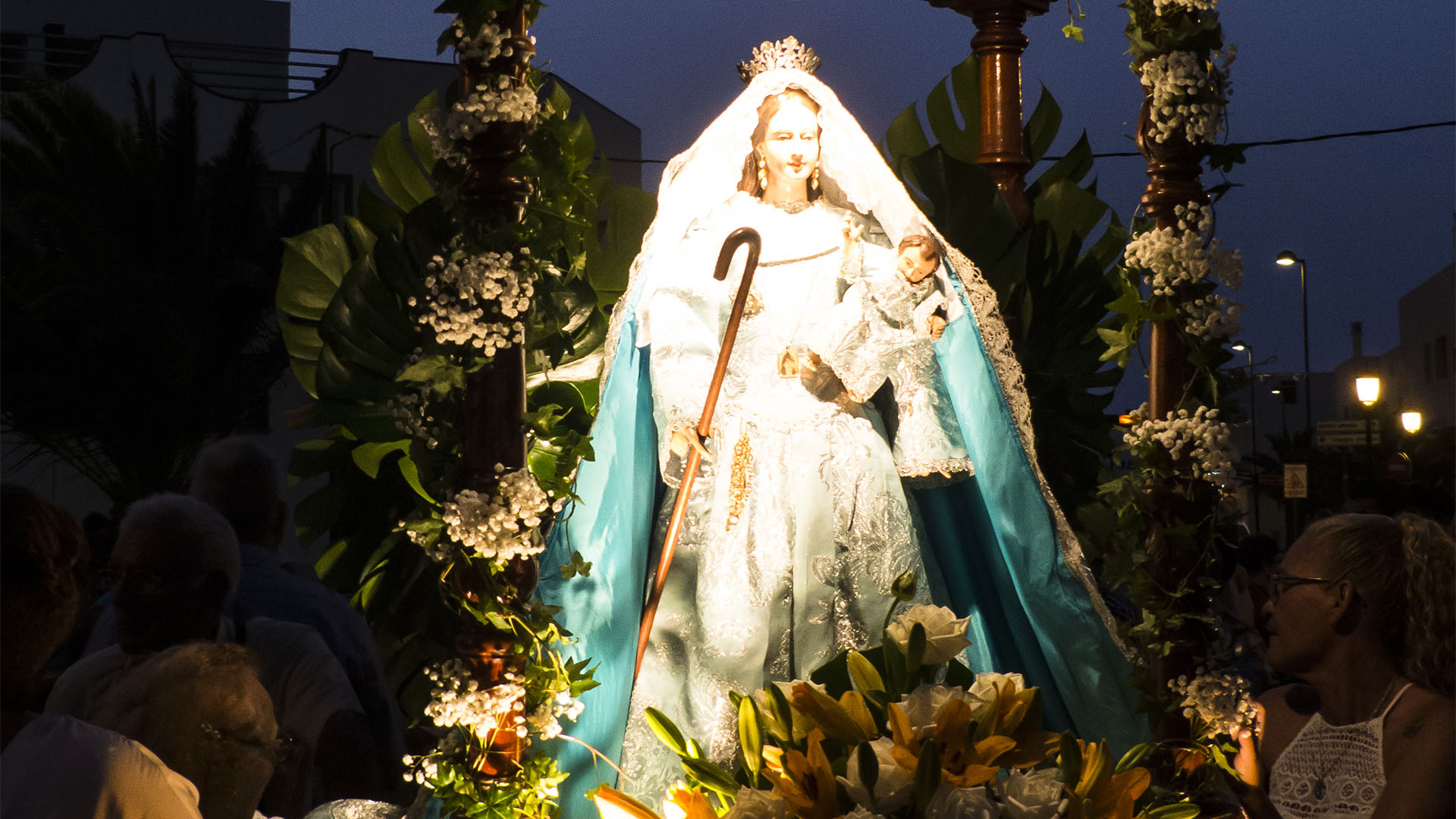 El Cotillo Fiesta Virgen del Buen Viaje El Cotillo Fuerteventura – Nachtprozession.
