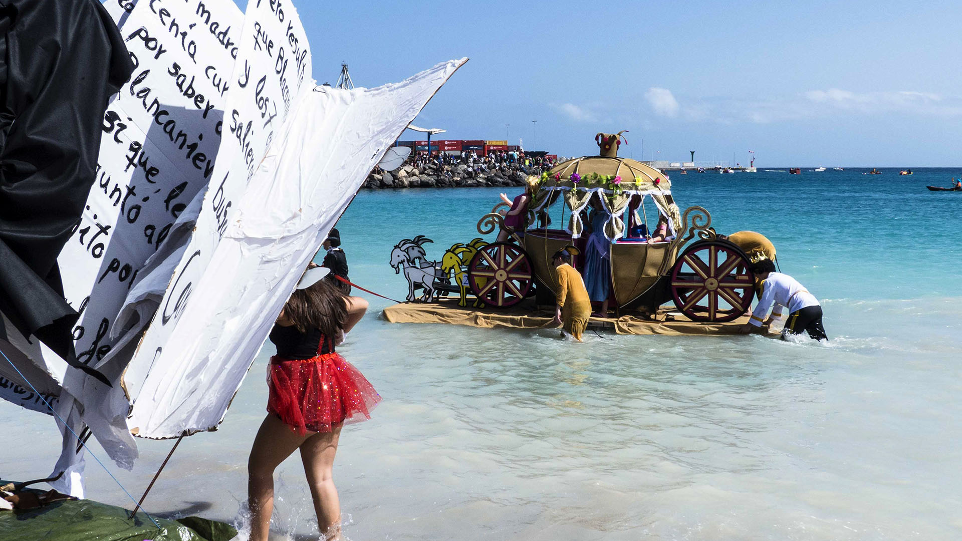 Karneval auf Fuerteventura: Puerto del Rosario Regata de Achipenco.